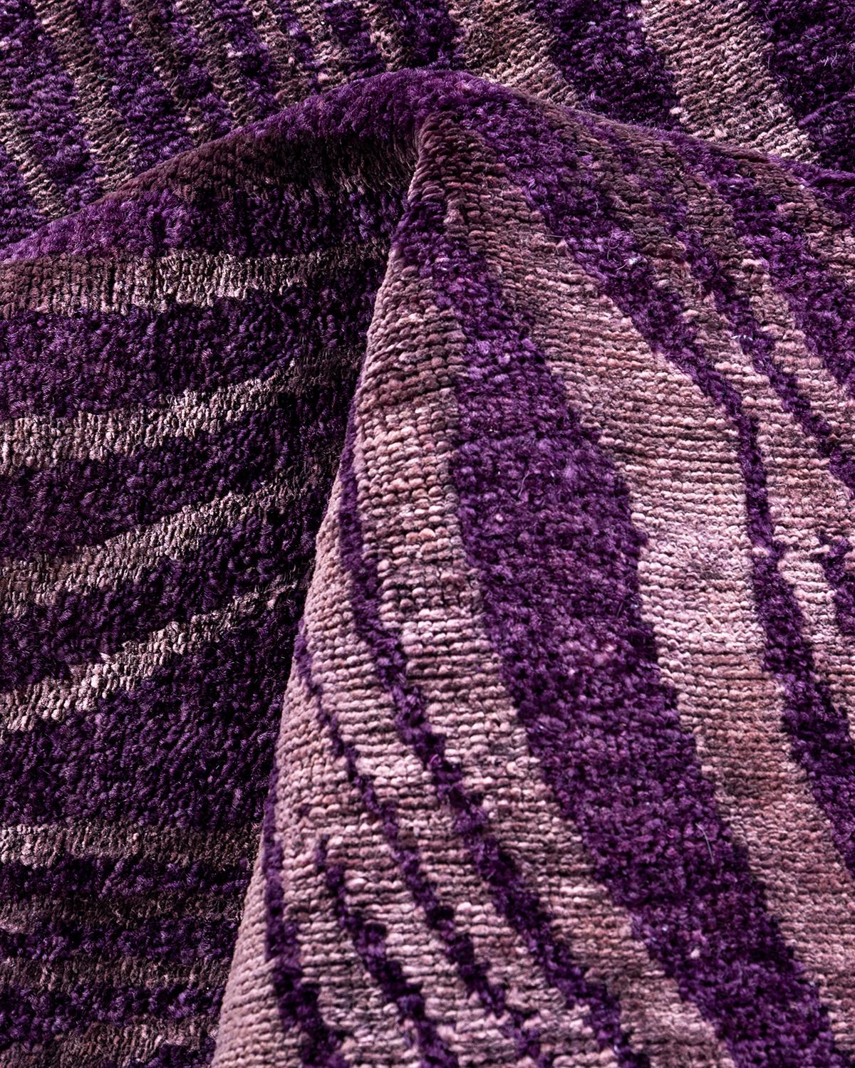 Contemporary Vibrance Hand Knotted Wool Purple Area Rug For Sale 3