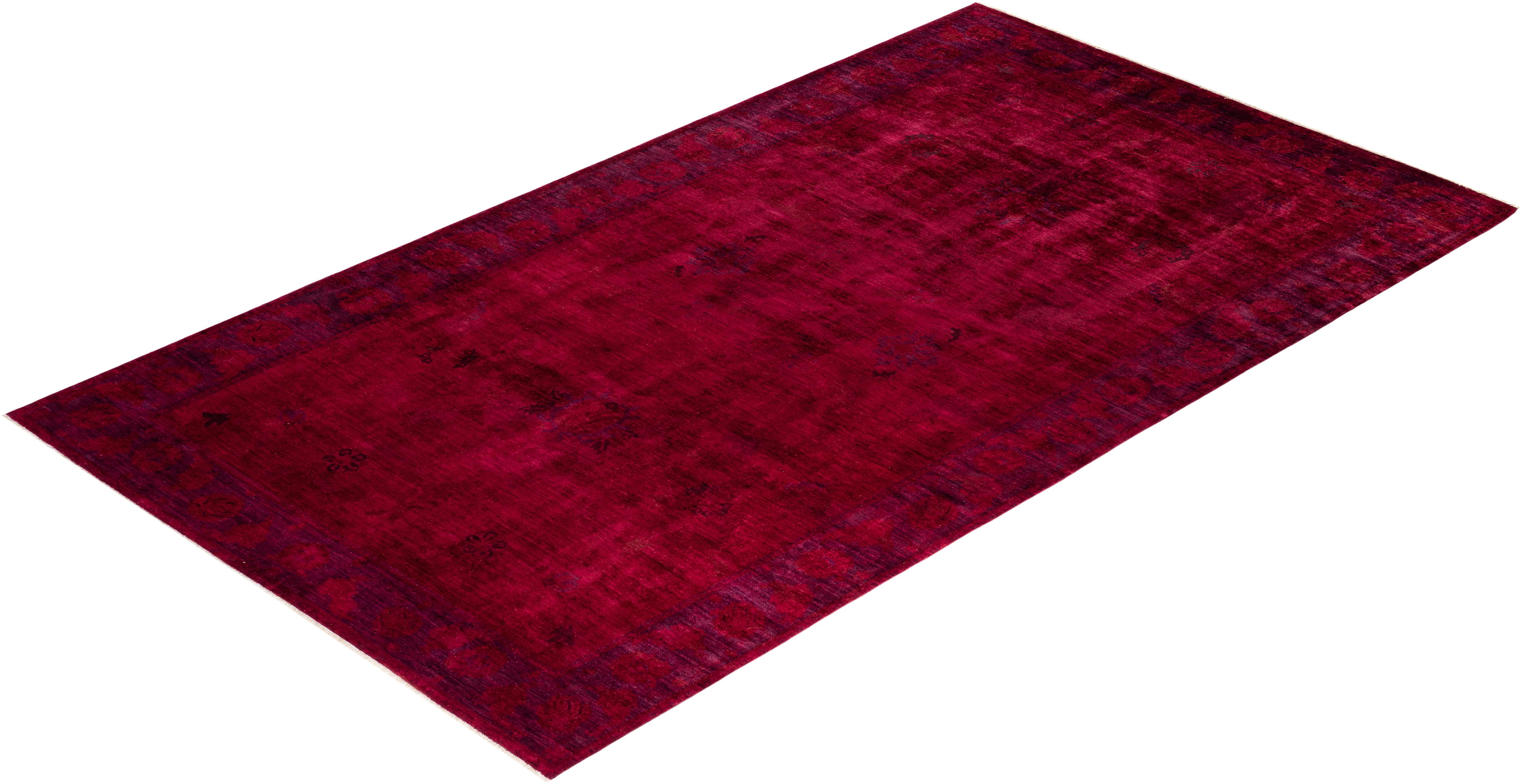 Contemporary Vibrance Hand Knotted Wool Purple Area Rug For Sale 4