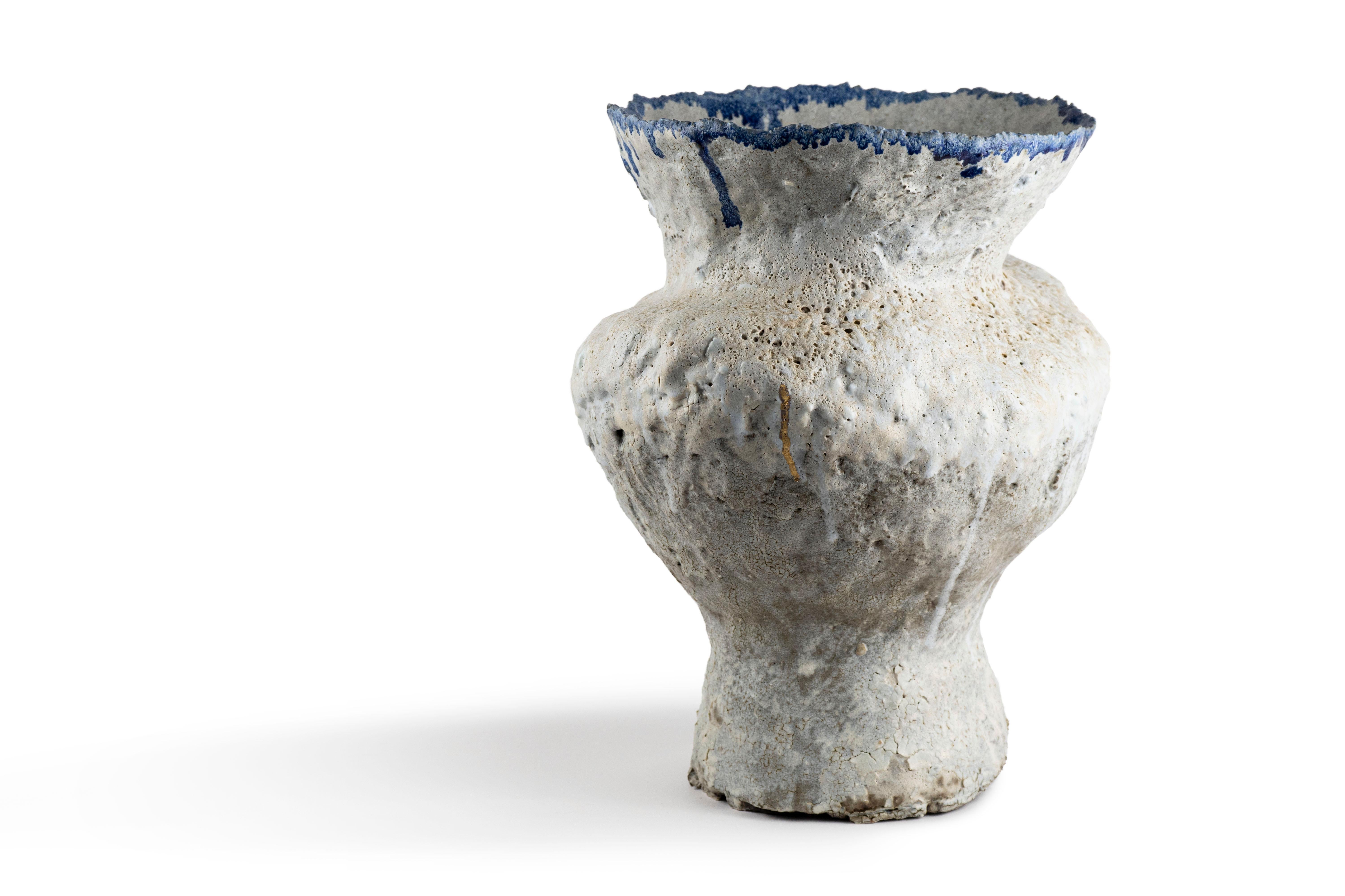 Contemporary Vocanic Clay V-1253 PASTORAL Series Vessel In New Condition For Sale In 1204, CH