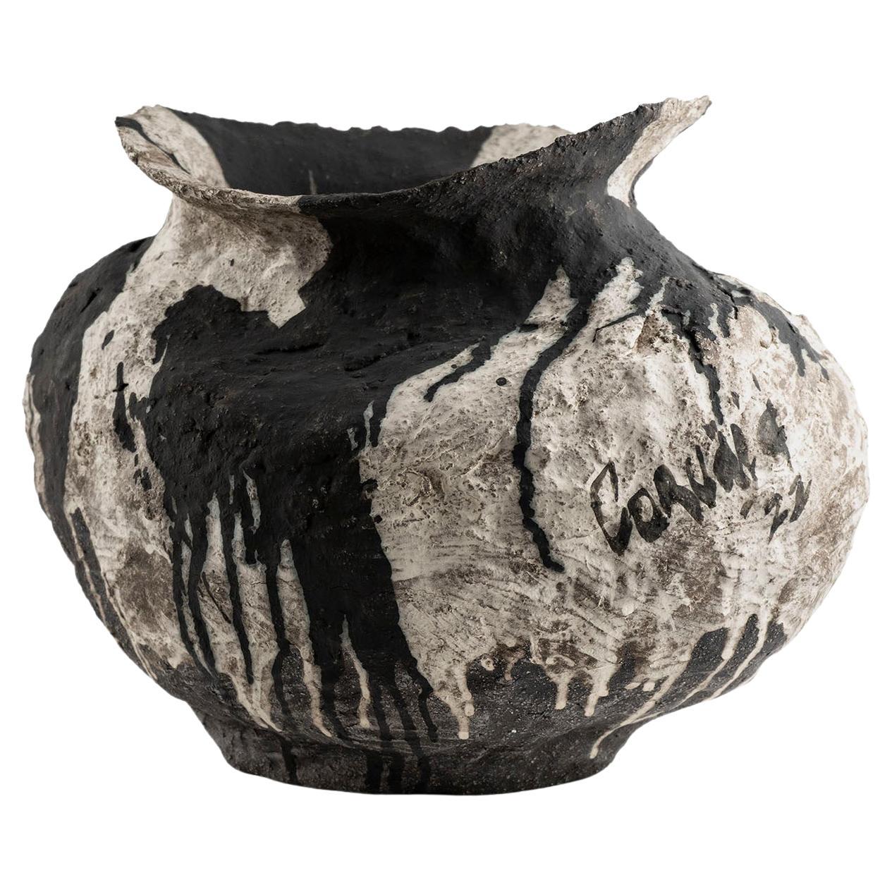 Contemporary Vocanic Clay V-1256 Gefäß der Serie Gongkai im Angebot