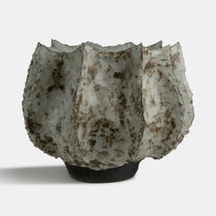 Vaso contemporaneo in argilla vocanica V-1319 Serie KUWABATA