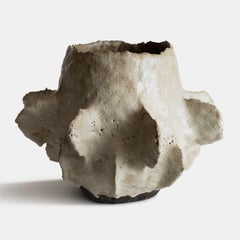 V.I.I.I.Contemporary Contemporary Vocanic Clay Vessel V-1362 KUWABATA Series