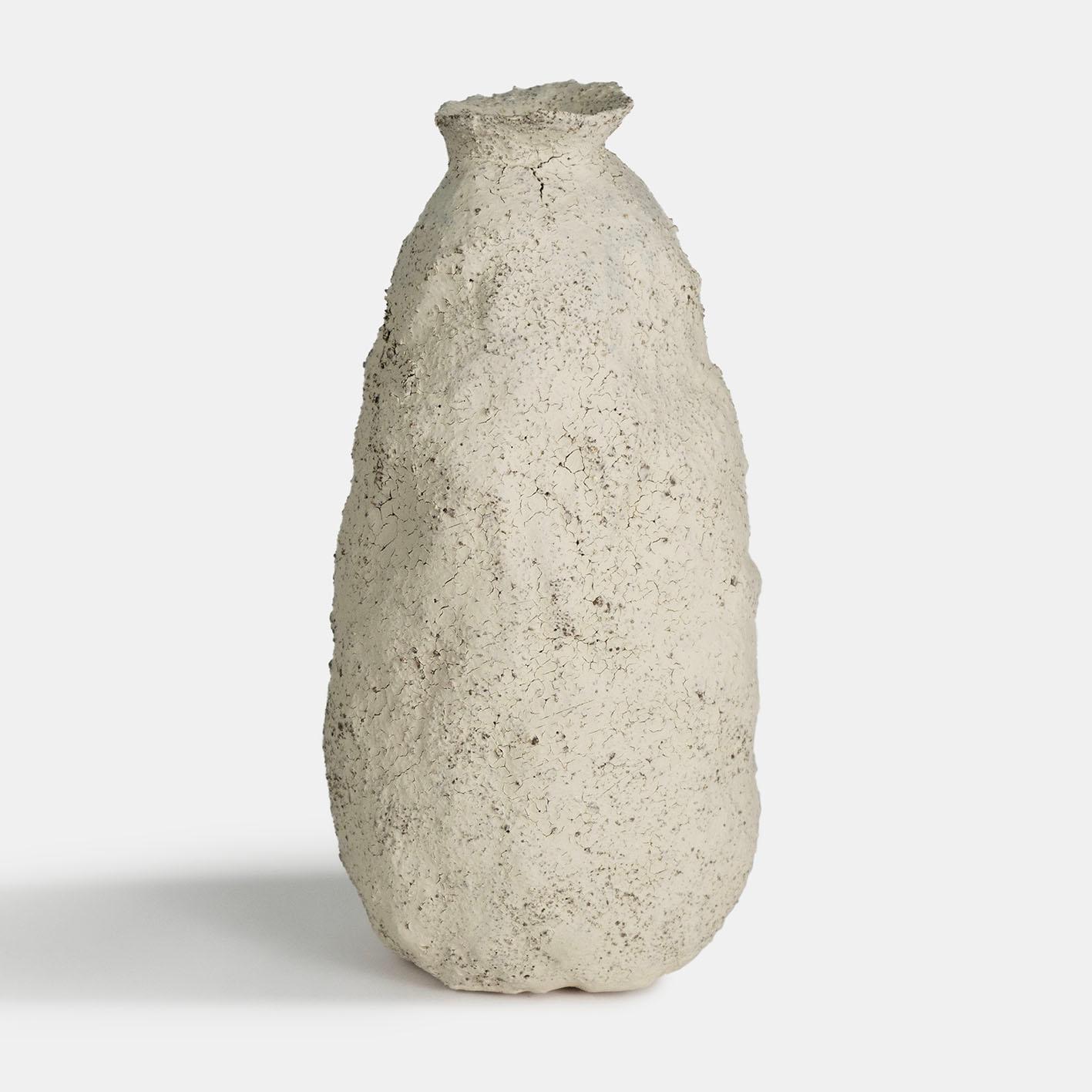 Recipiente contemporáneo de barro cocido V-1369 Serie BOBO Hecho a mano en venta