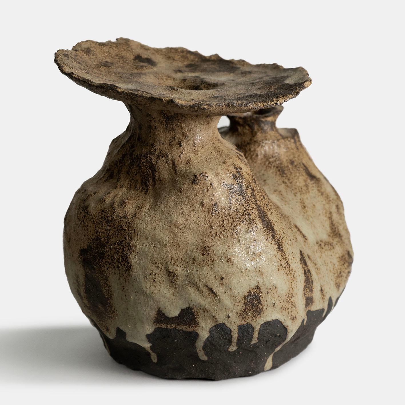 Vaso contemporaneo in argilla Vocanic V-1373 Serie Berbère In condizioni Nuovo in vendita a 1204, CH
