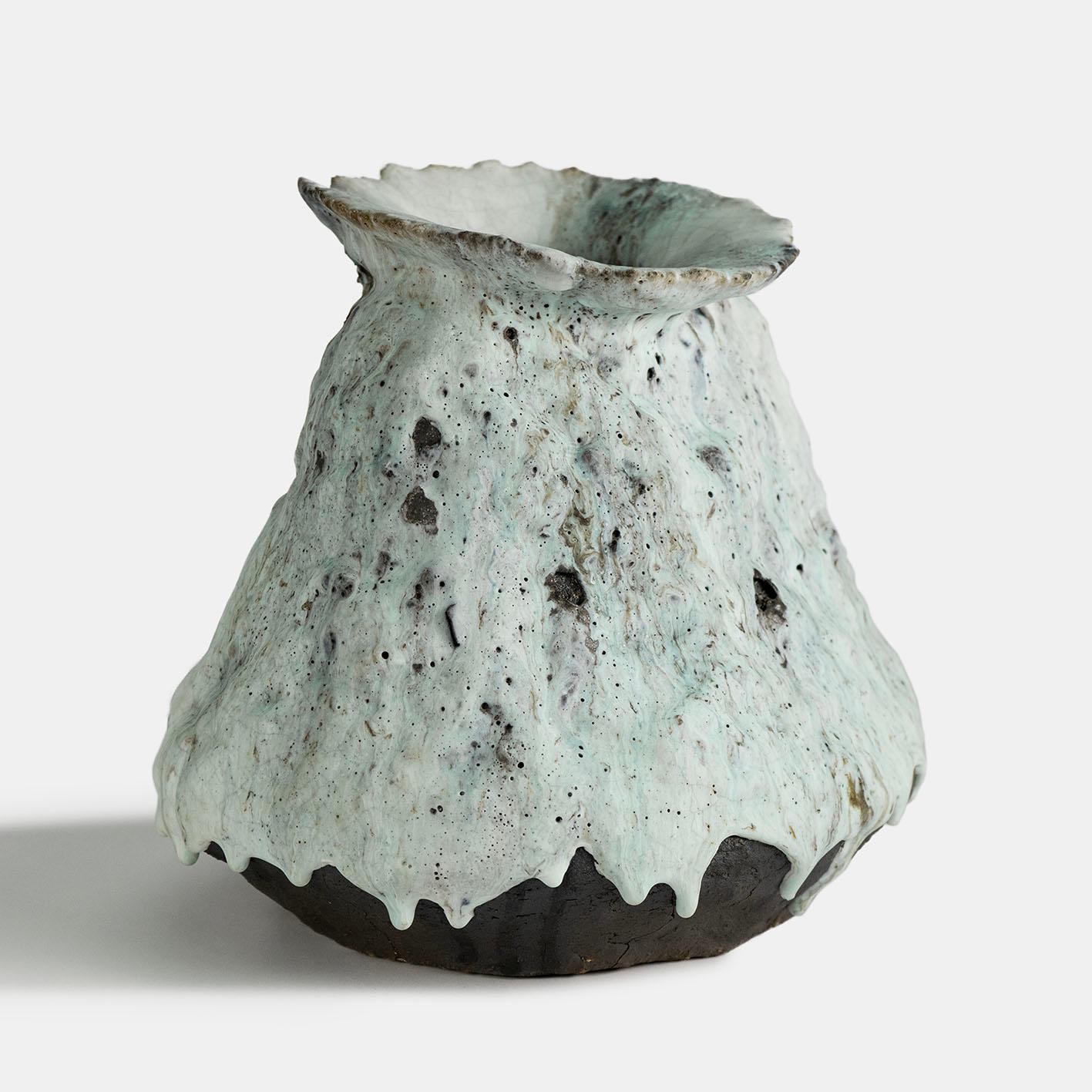 XXI secolo e contemporaneo Vaso contemporaneo Vocanic Clay V-1378 Serie Berbère in vendita