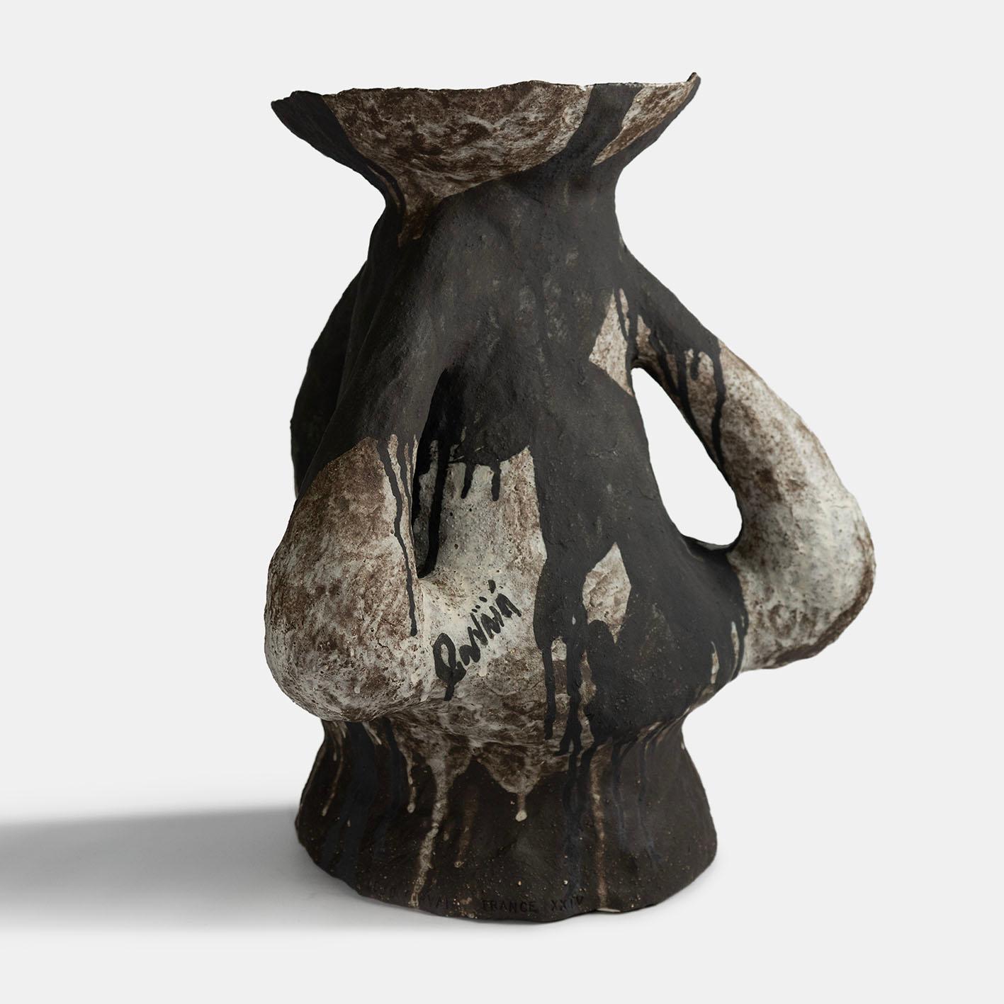 Hand-Crafted Contemporary Vocanic Clay V-1385 Gongkai SeriesVessel For Sale