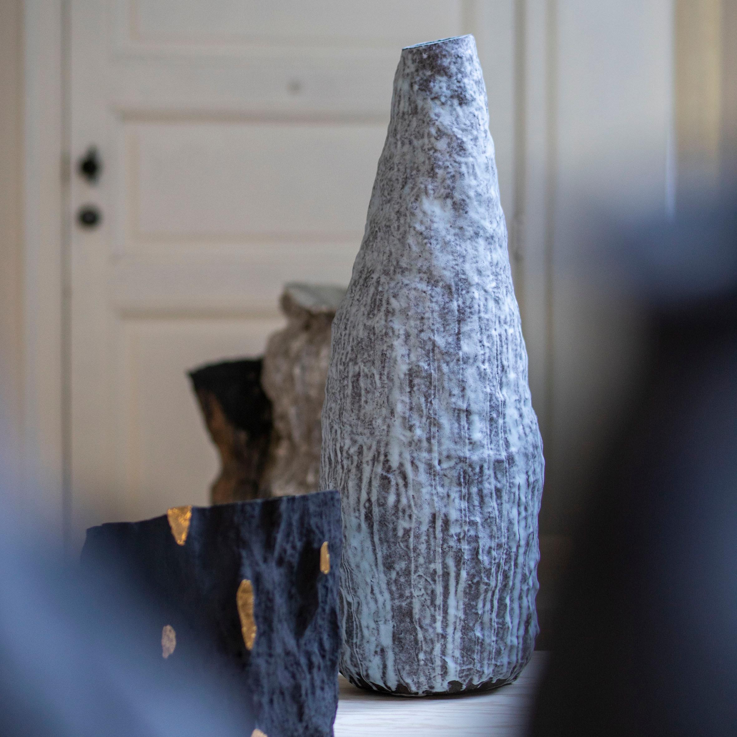 Recipiente contemporáneo de barro cocido V-LUE Serie Berbère en venta 1