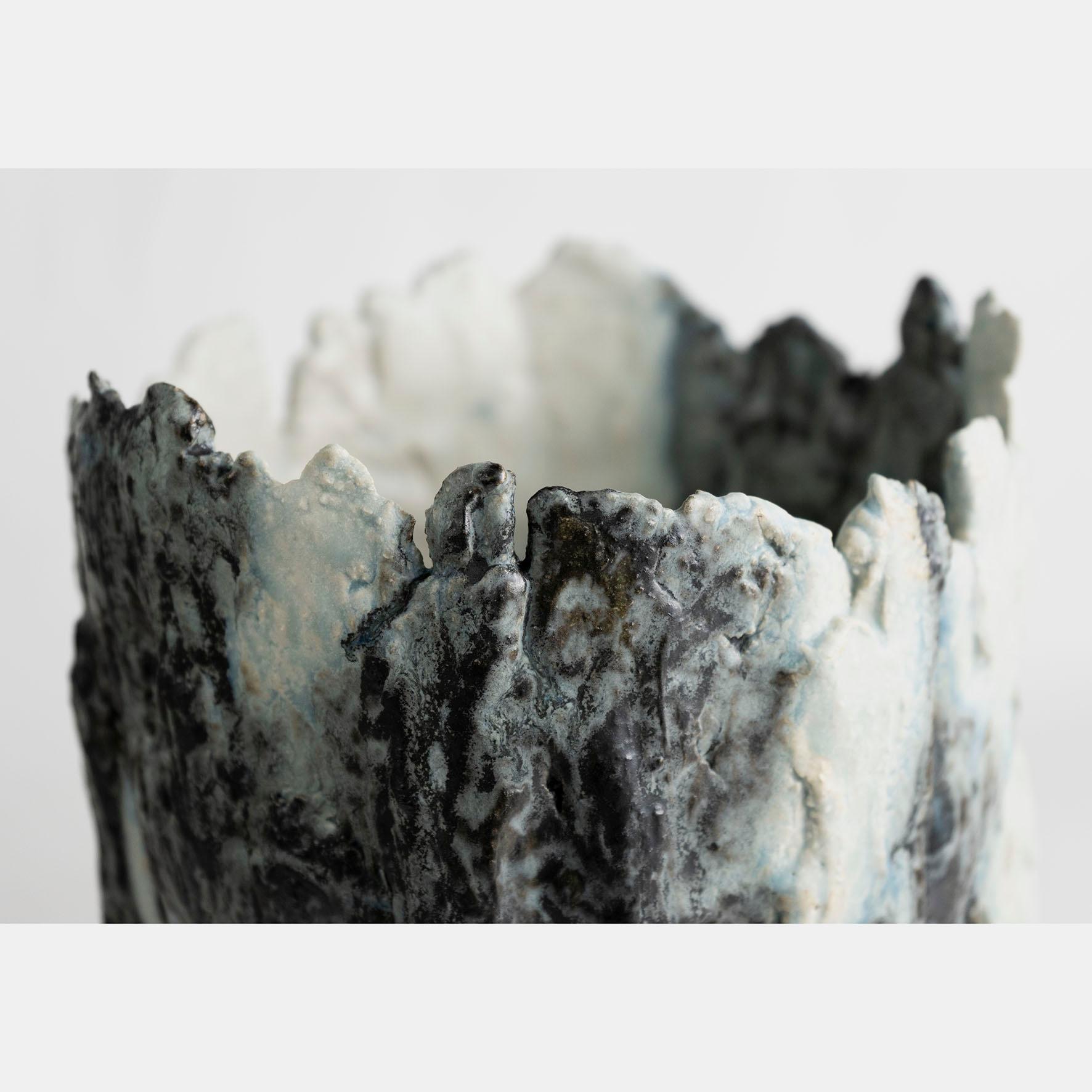Contemporary Vocanic Clay W-1321 Gefäß der Serie Gongkai (21. Jahrhundert und zeitgenössisch) im Angebot