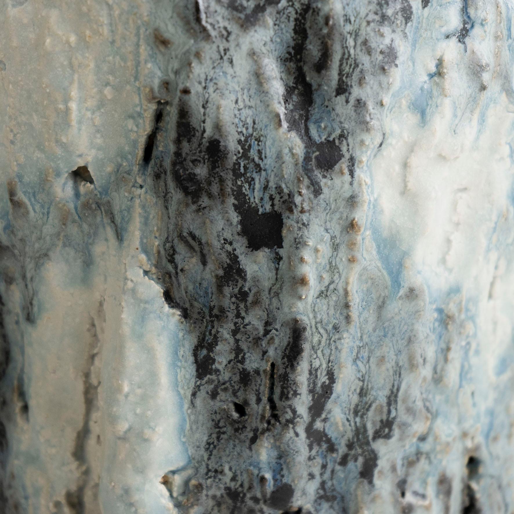 Contemporary Vocanic Clay W-1321 Gefäß der Serie Gongkai (Keramik) im Angebot