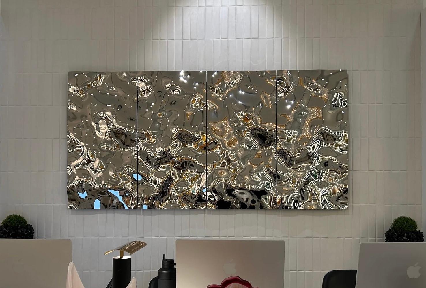 Zeitgenössisch  Wanddekoration Aqua High Wave Komposition aus 4 Paneelen im Zustand „Neu“ im Angebot in West Hollywood, CA