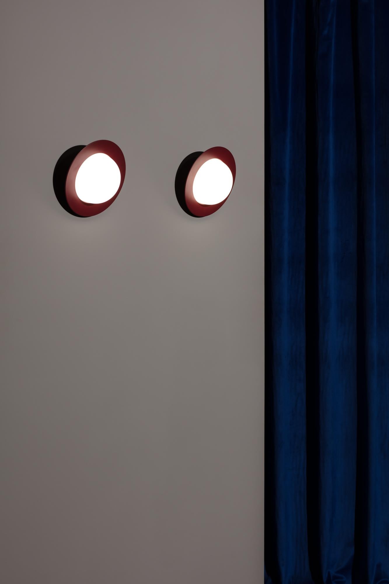 Organico moderno Lampada da parete Contemporary 'Alley' di AGO 'Small-Black', Outdoor in vendita