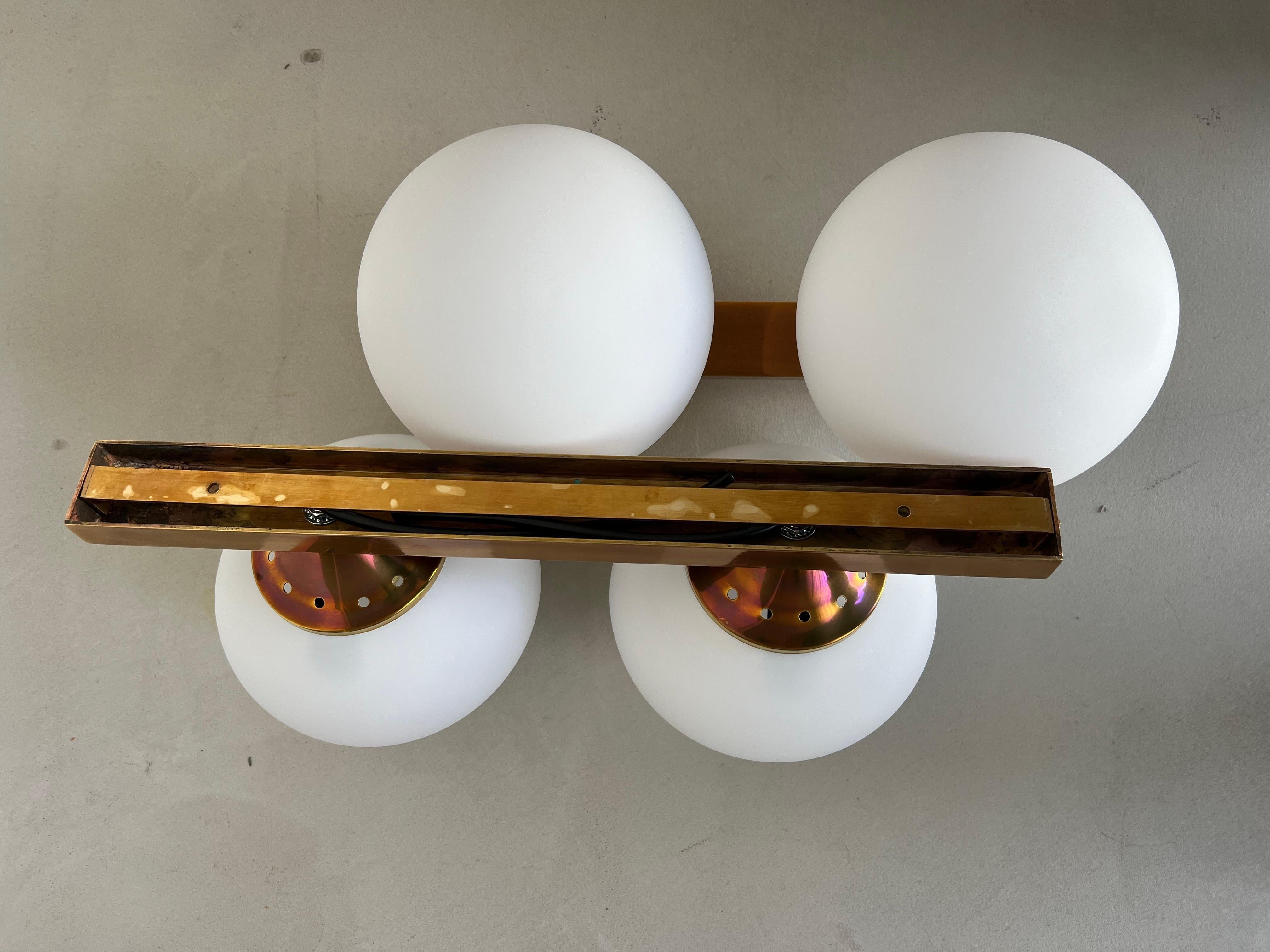 Mid Century modern Italian Applique in  Brass and Opaline Glass , Wall Sconce For Sale 10