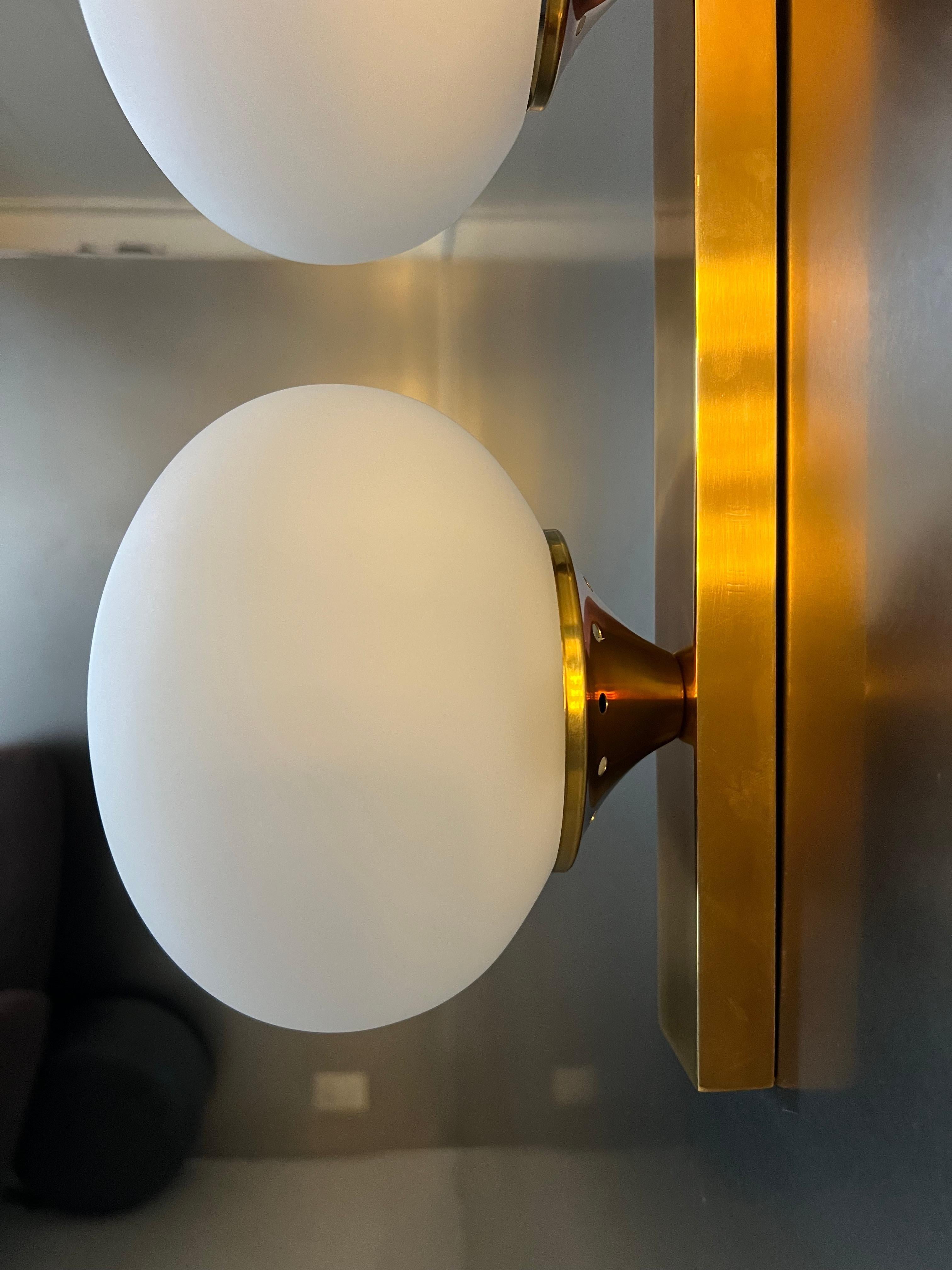 Mid Century modern Italian Applique in  Brass and Opaline Glass , Wall Sconce For Sale 12