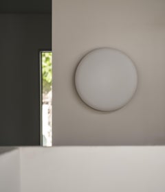 Applique contemporaine 'Mozzi' by Ago 'Large, Grey'