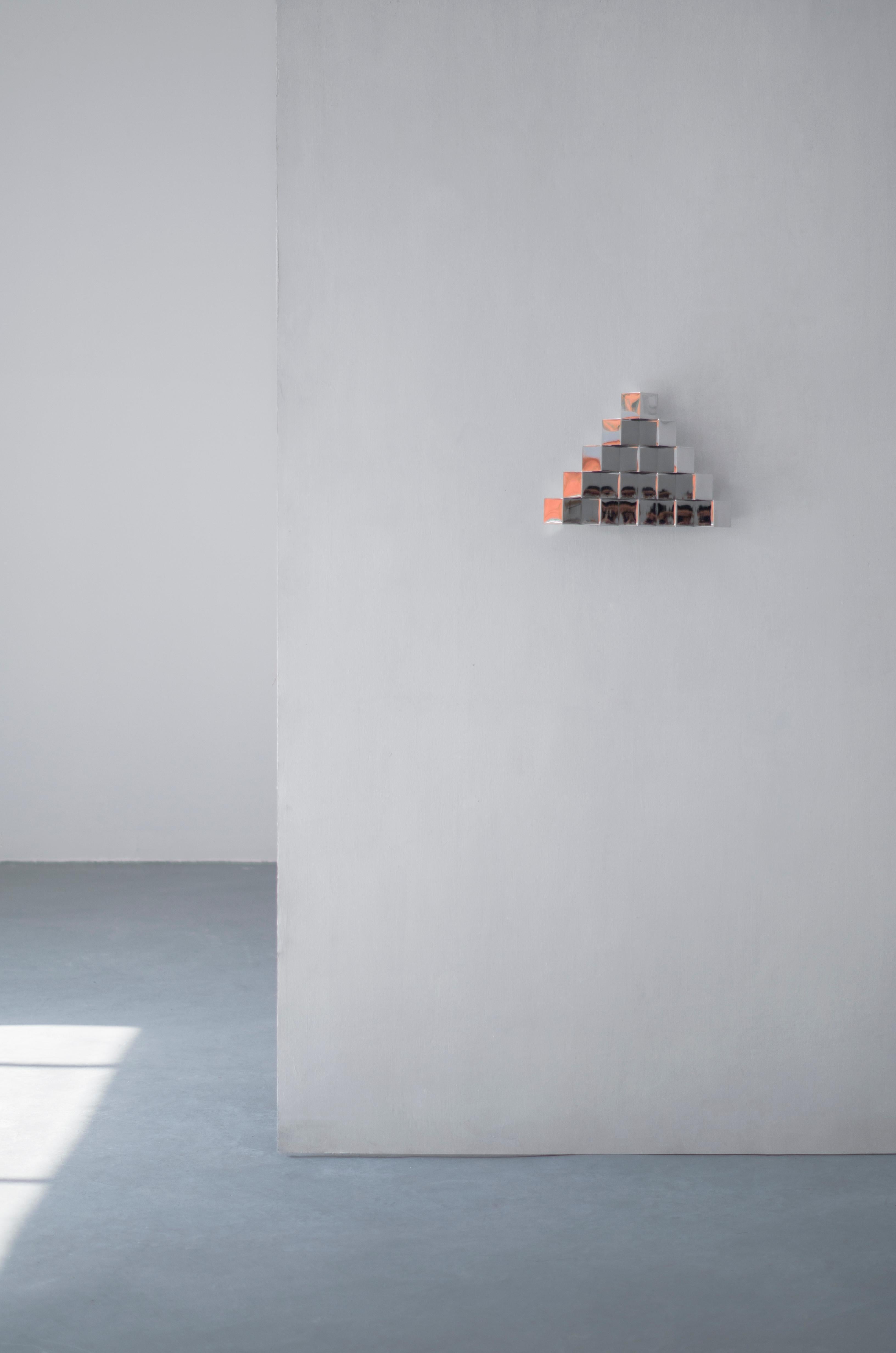 Poli Lampe murale contemporaine 'Ocean Sunrise' par TheShaw, acier inoxydable en vente