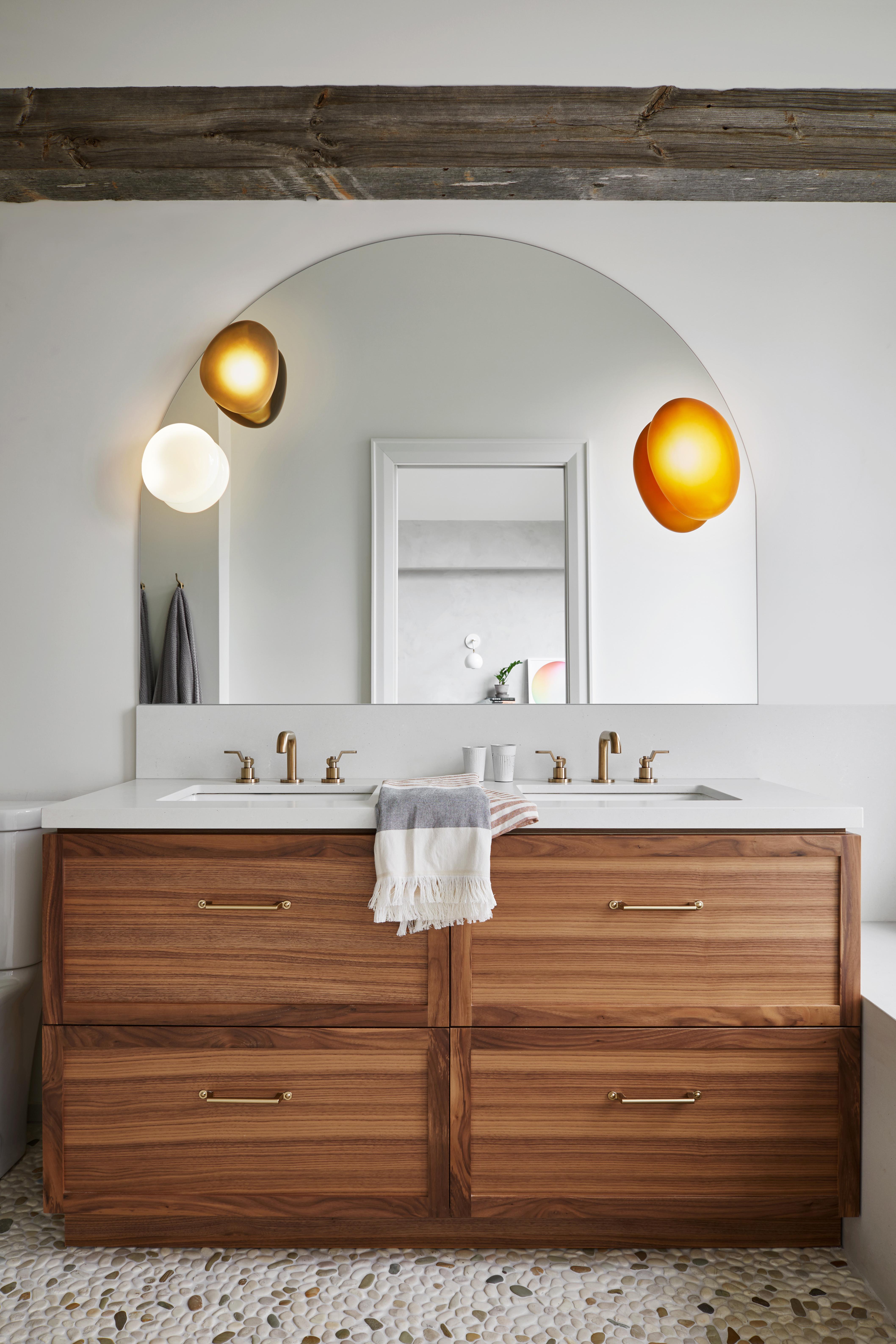Lampada da parete contemporanea 'Pebble' di Andlight, Forma B, Citrino in vendita 1