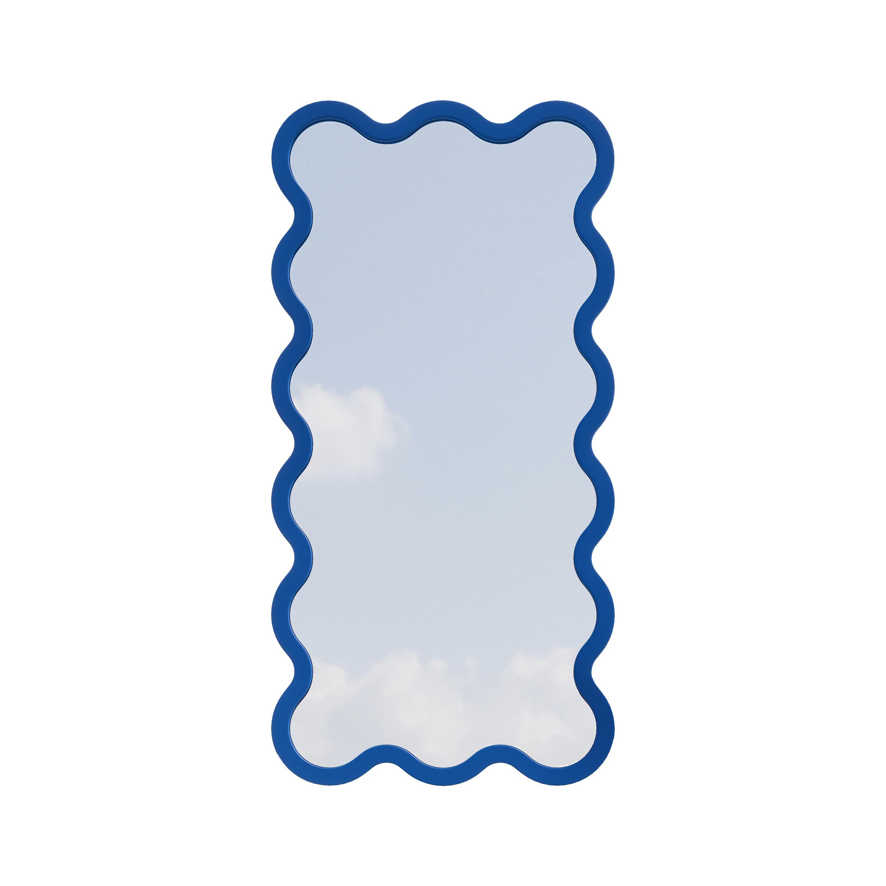 Espejo de pared contemporáneo 'Hvyli 14' by Oitoproducts, Marco azul Moderno orgánico en venta