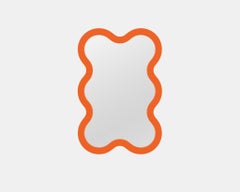 Contemporary wandspiegel 'Hvyli 6' von Oitoproducts, Orangefarbener Rahmen