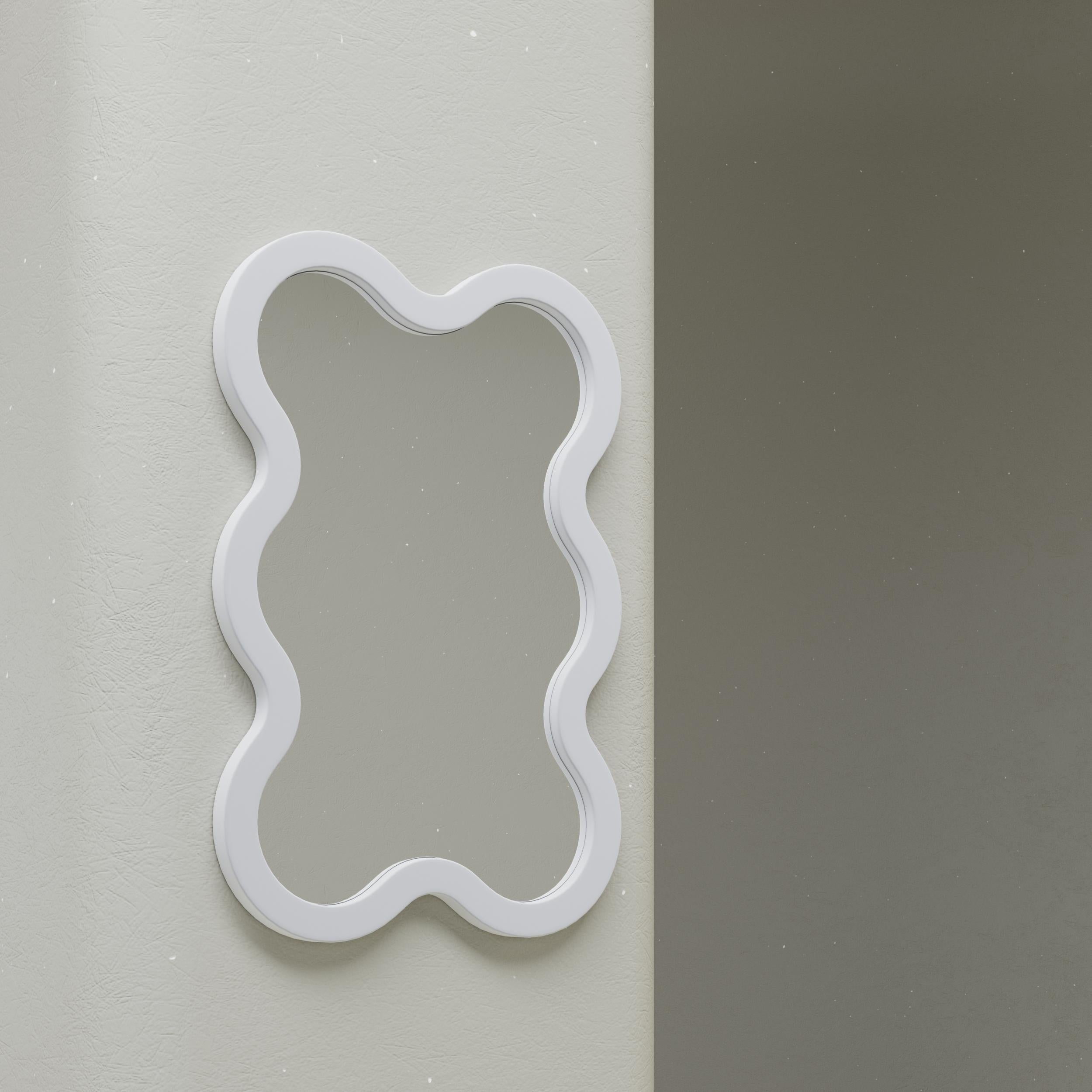 Ukrainien Miroir mural contemporain 'Hvyli Q 9' par Oitoproducts, cadre bleu en vente