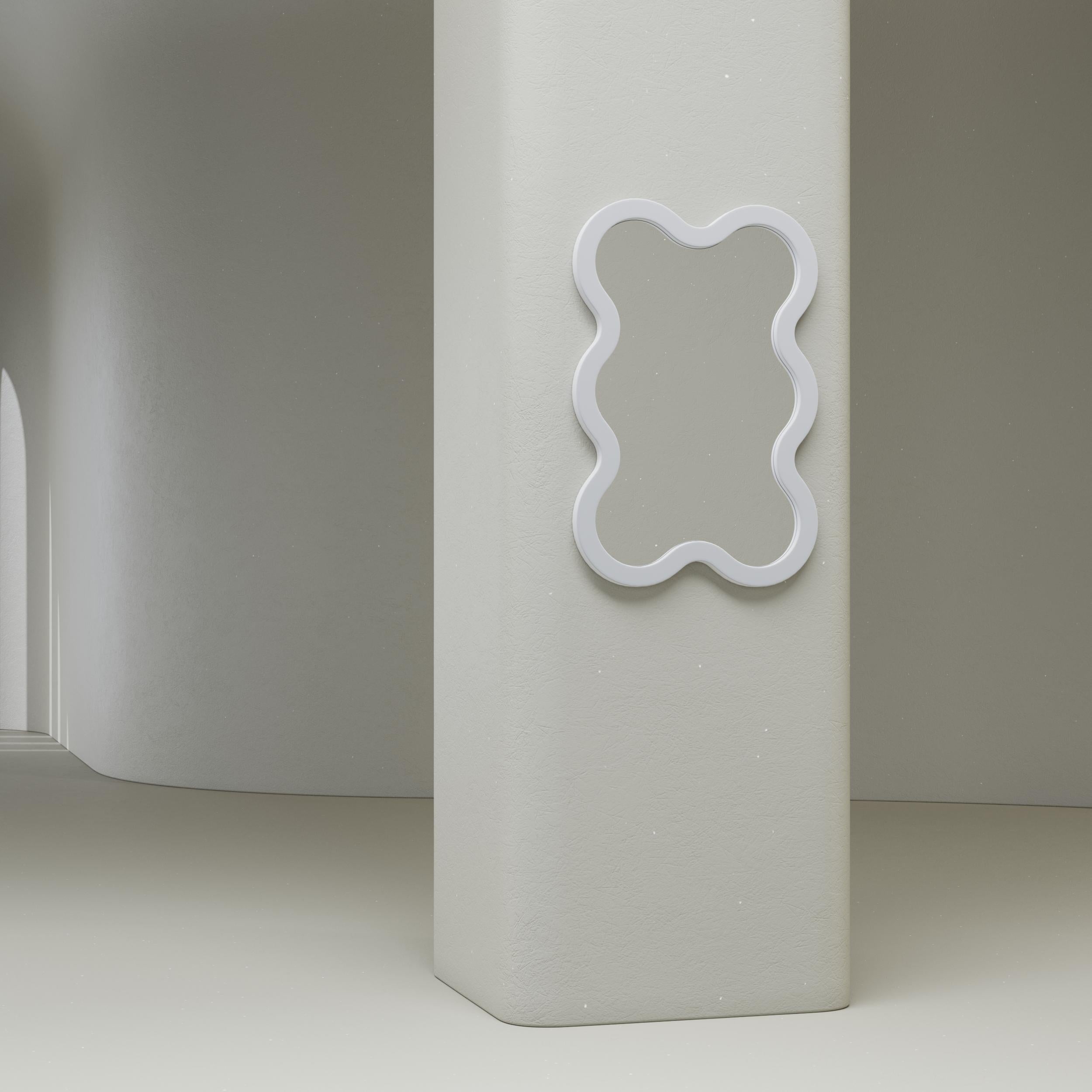 XXIe siècle et contemporain Miroir mural contemporain 'Hvyli Q 9' par Oitoproducts, cadre bleu en vente
