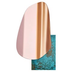 Contemporary Wandspiegel 'Lake 3' von NOOM, kupferfarbener Farbton mit oxydiertem Sockel
