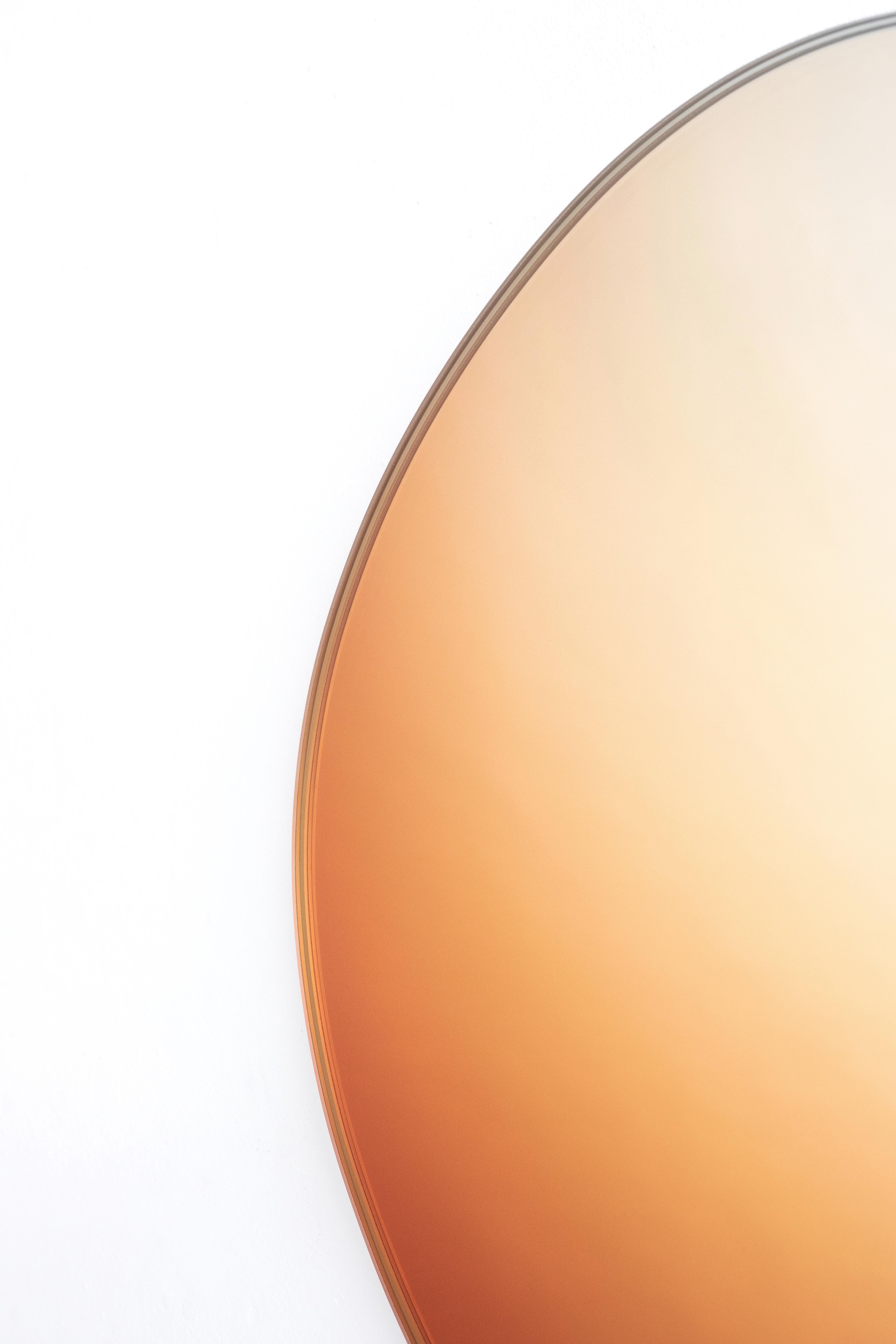 Zeitgenössischer Wandspiegel in runder Farbgebung #4  Sabine Marcelis, „Sonnenaufgang Orange“ (Glas) im Angebot
