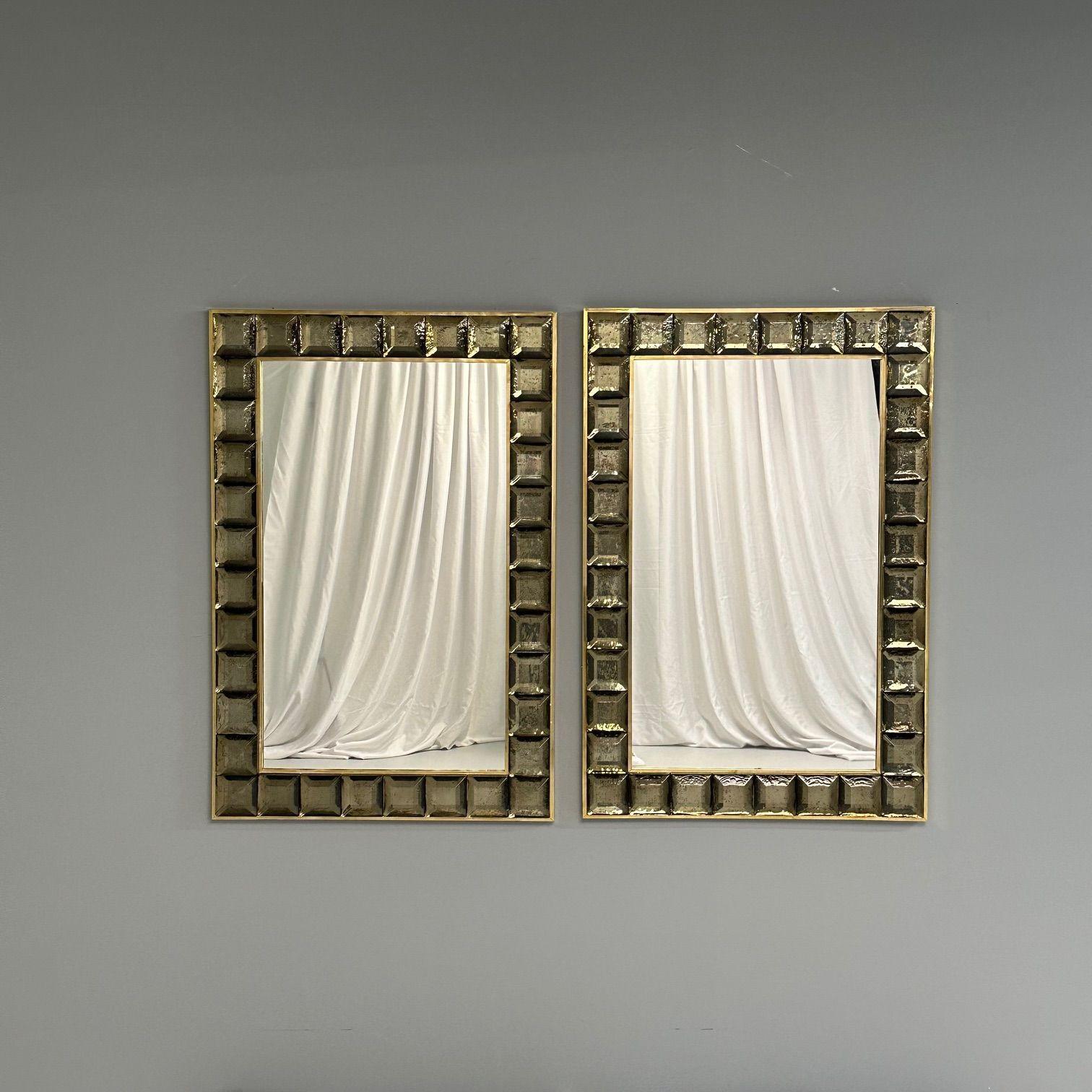 Contemporary, Wall Mirrors, Bronze Faceted Square Murano Glass, Italy, 2023 In Good Condition For Sale In Stamford, CT