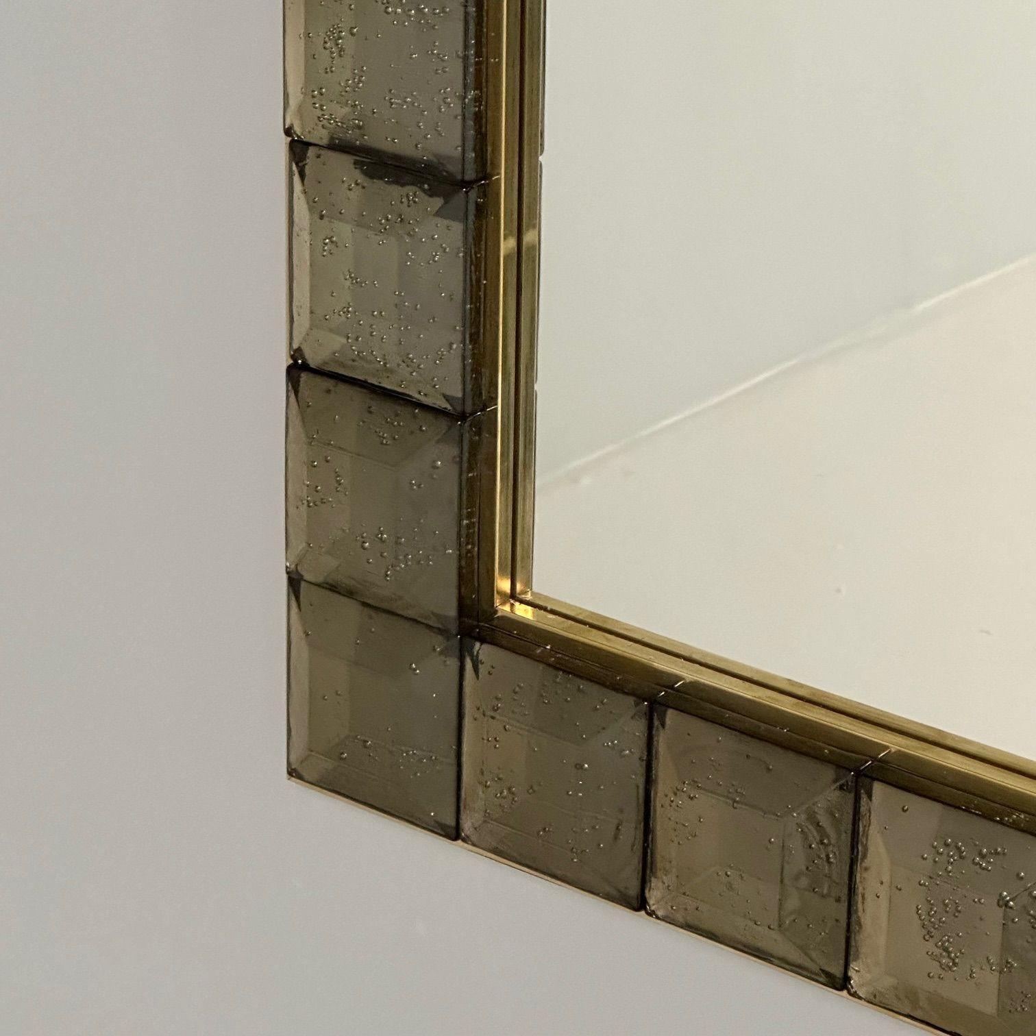 Contemporary, Wall Mirrors, Bronze Faceted Square Murano Glass, Italy, 2023 en vente 3