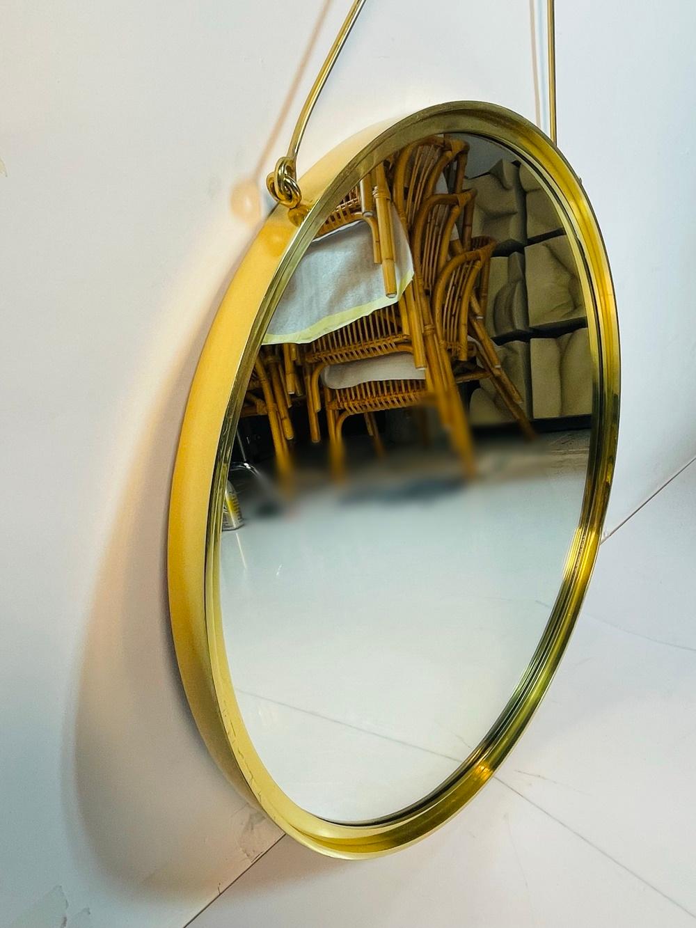 Unknown Contemporary Wall Mounted Brass Mirror For Sale