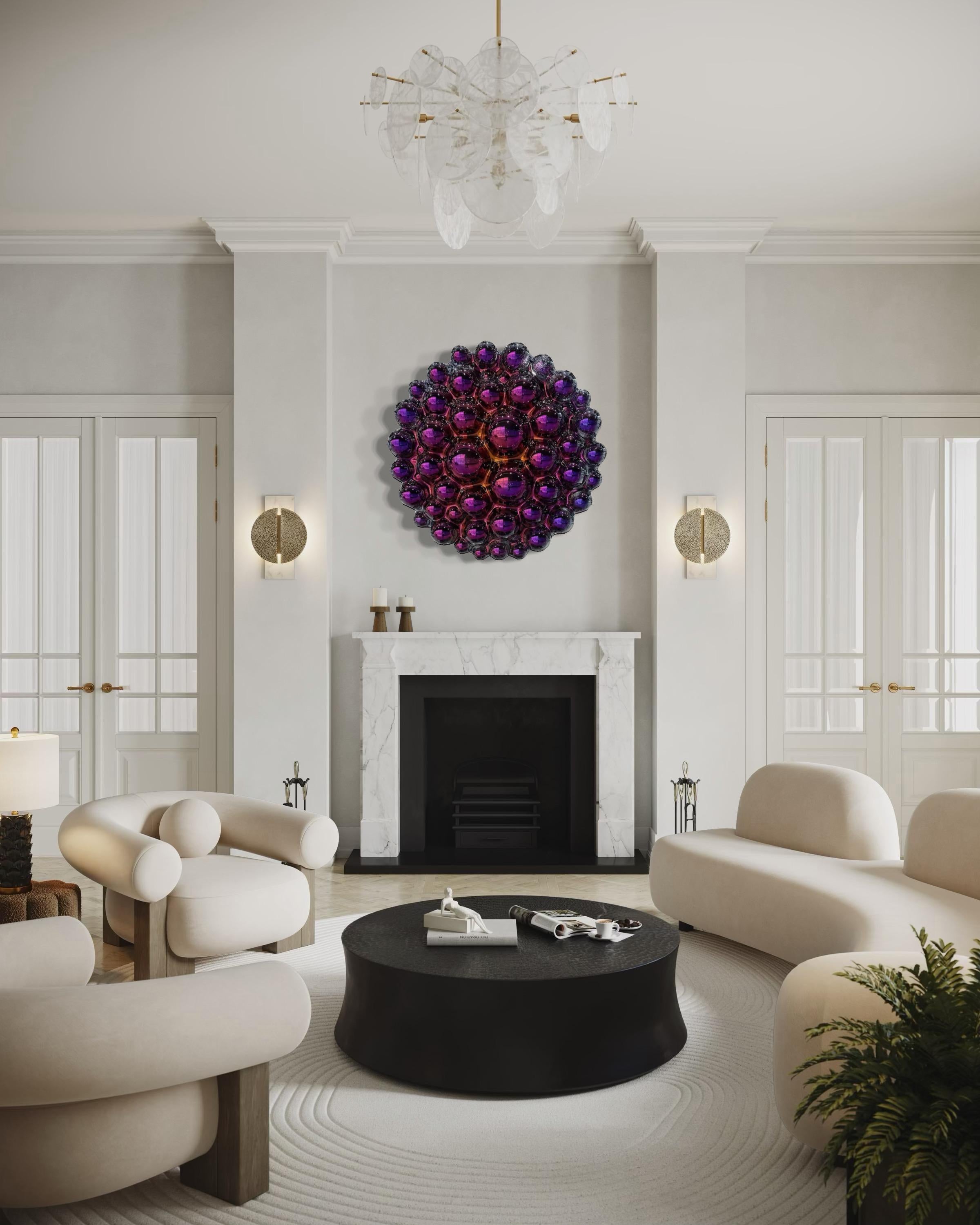 Zeitgenössische Wandskulptur Bubbles Lila im Zustand „Neu“ im Angebot in West Hollywood, CA