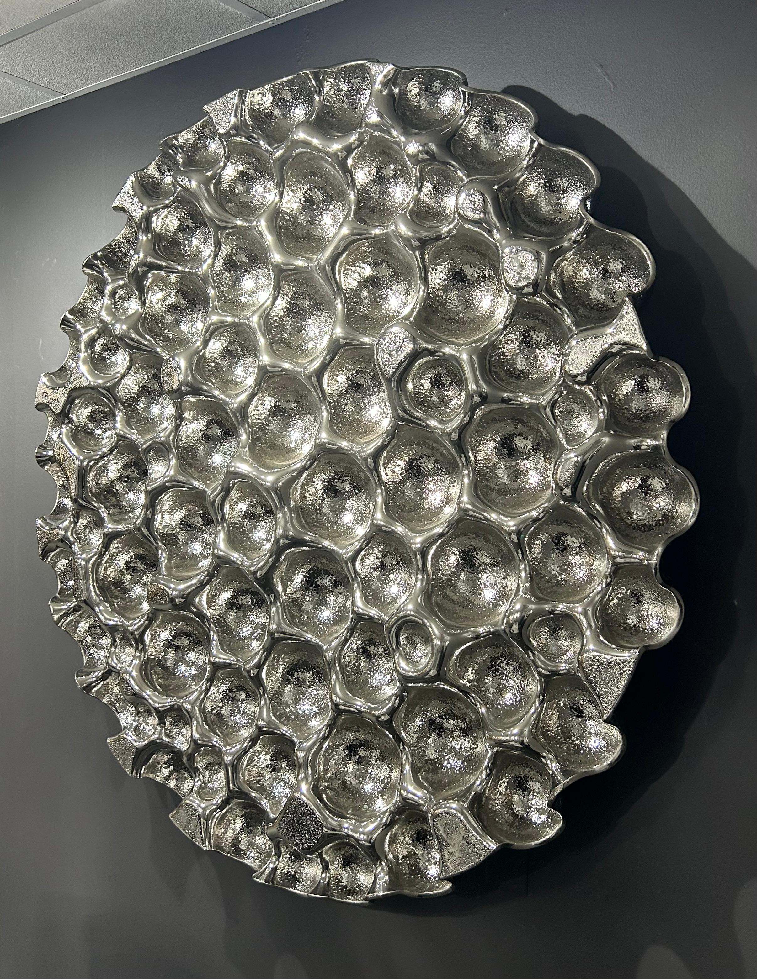 Zeitgenössische Wandskulptur Bubbles Reverse Silver (21. Jahrhundert und zeitgenössisch) im Angebot
