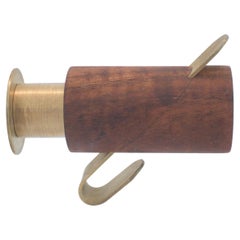 Contemporary Wallhook with Keyholder Peggy Walnut-Natural Brass by Mutarq Mex Contemporary Wallhook with Keyholder Peggy Walnut-Natural Brass by Mutarq Mex