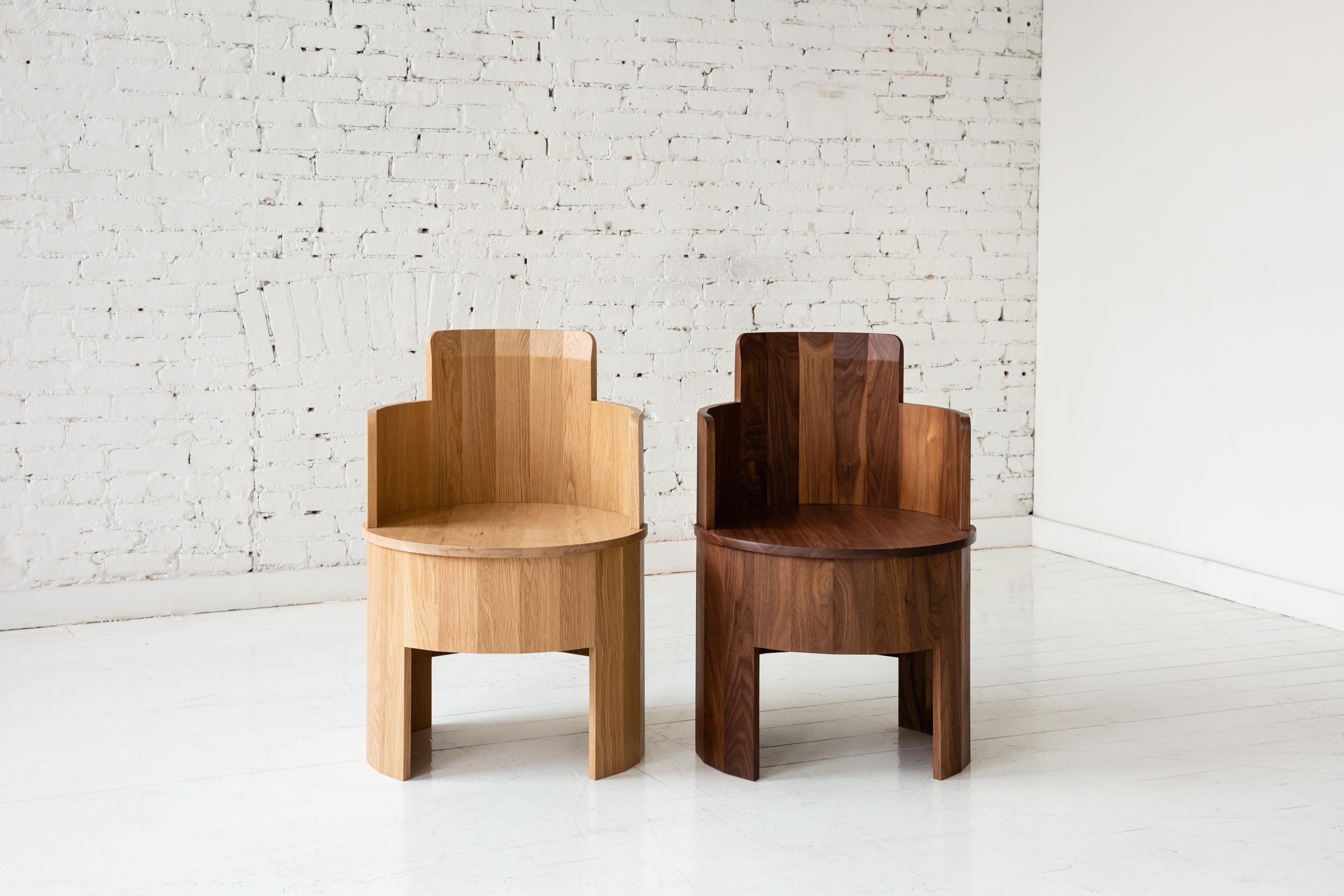Contemporary Walnut Wood Cooperage Chair by Fort Standard, in Stock In New Condition For Sale In Brooklyn, NY