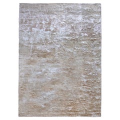 Contemporary Warm Whitre Soft Shiny Silky Rug by Deanna Comellini 300x400 cm