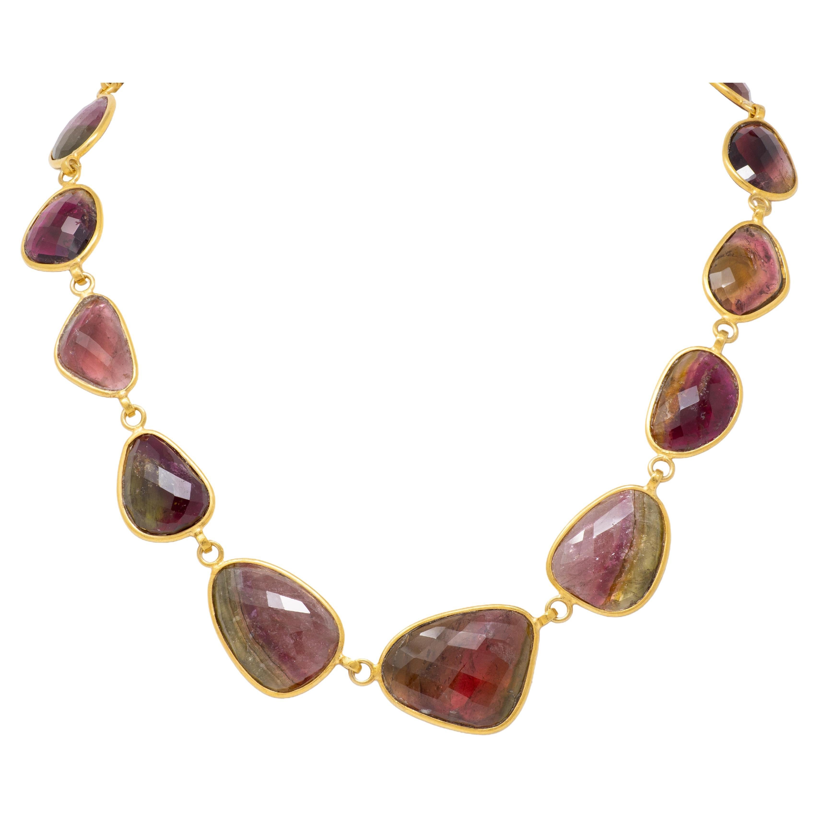 Contemporary Watermelon Tourmaline 20 Karat Yellow Gold Bezel Link Necklace