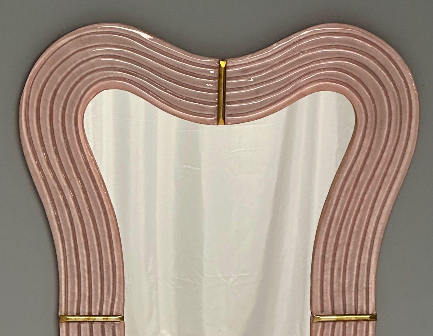 Contemporary, Wavy Wall Mirrors, Pink Murano Glass, Brass, Italy, 2023 In Good Condition For Sale In Stamford, CT