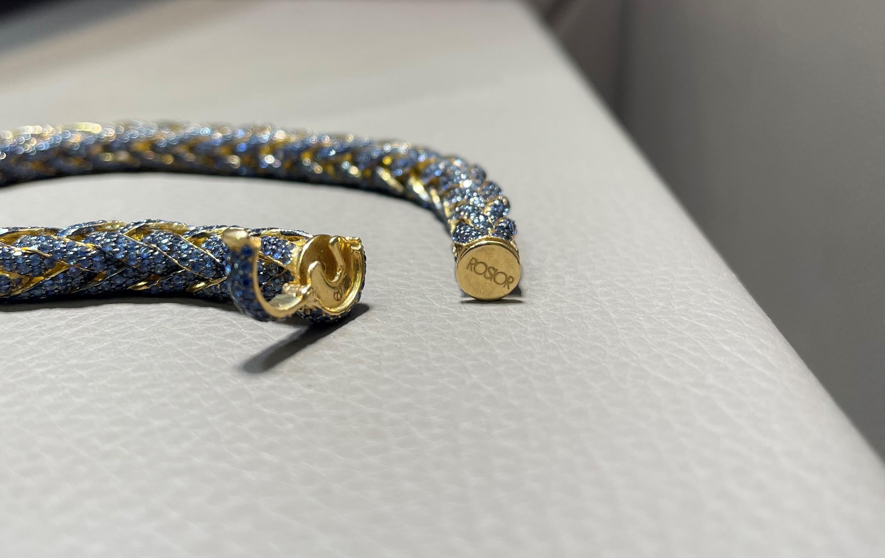 Round Cut Contemporary Wheat Chain Sapphire Bracelet in Yellow Gold