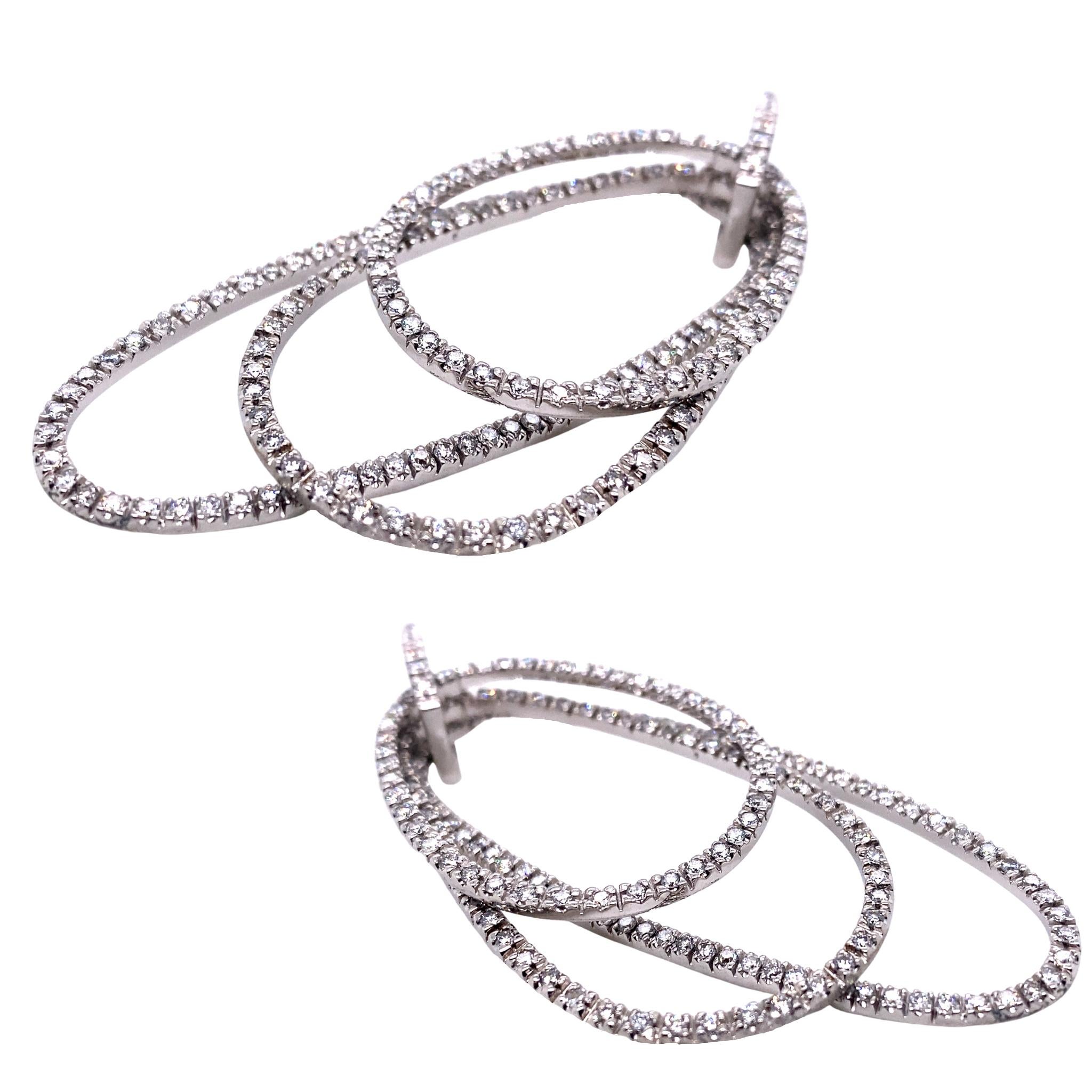 Modern Contemporary 18-Karat White Gold 4.4-Carat G VS Diamond Earrings For Sale