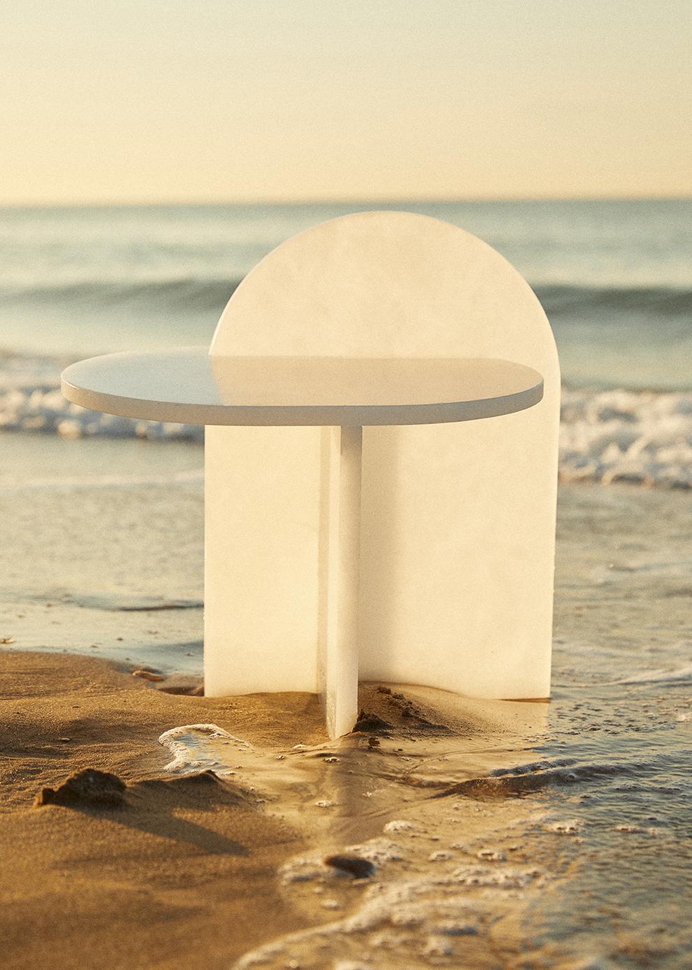 Alabaster Side Table 'Zaida' by SI.ATELIER, Sculptural Design For Sale ...