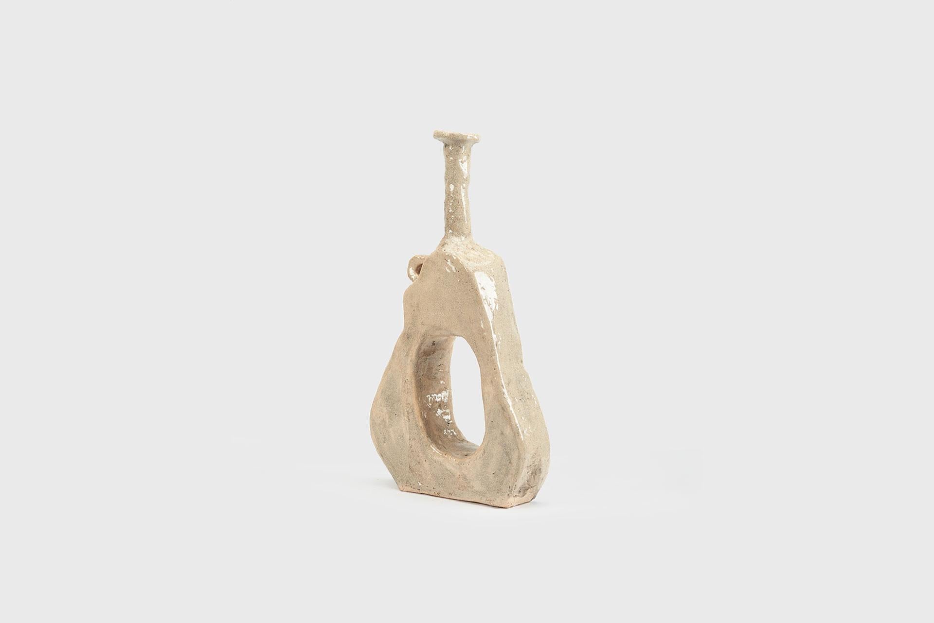Ceramic vase model “Umo”.
From the series 