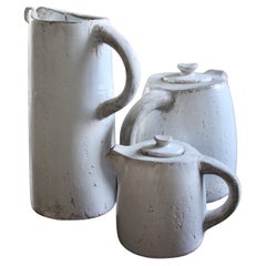 Set de vases contemporains en céramique blanche