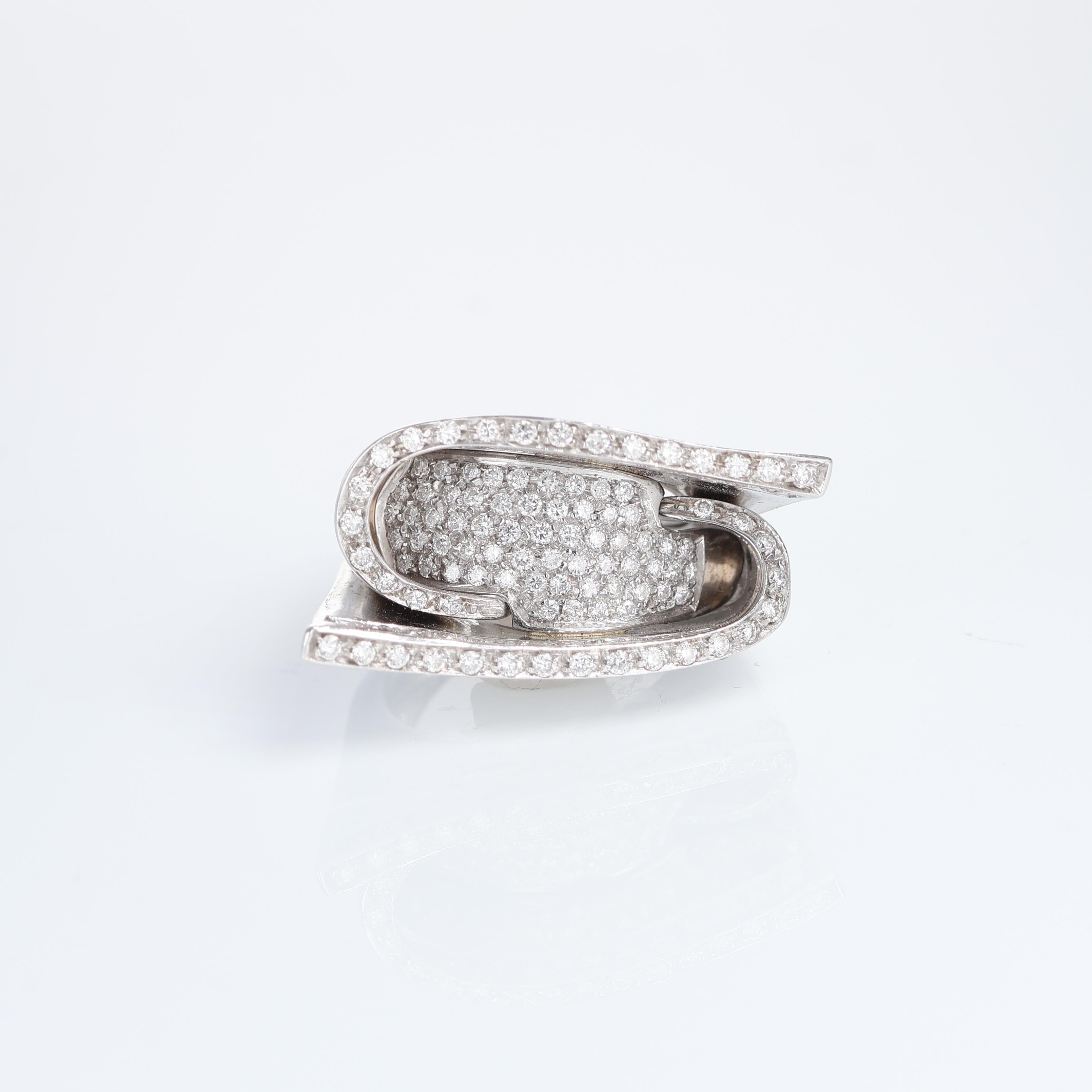 Brilliant Cut Contemporary White Gold 18kt Diamond Pavé Ring, 1.60 Carats For Sale