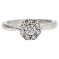 Bague contemporaine en or blanc à grappes de fleurs avec diamants, Great Britain