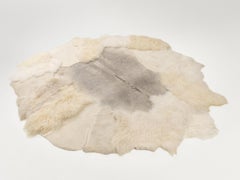 Peau de mouton grise et blanche contemporaine personnalisable