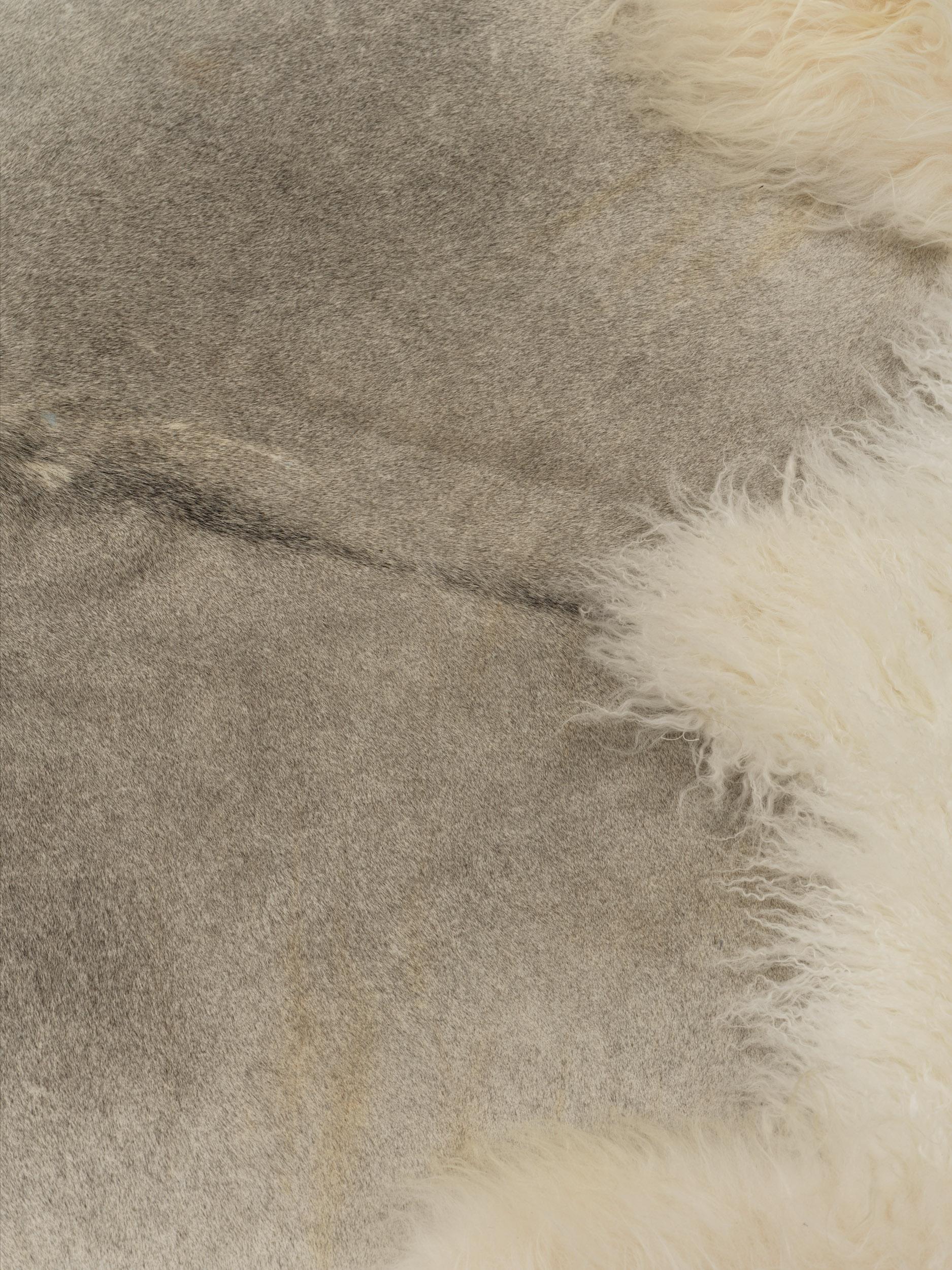 Contemporary White Grey Sheep skin customisable For Sale 2