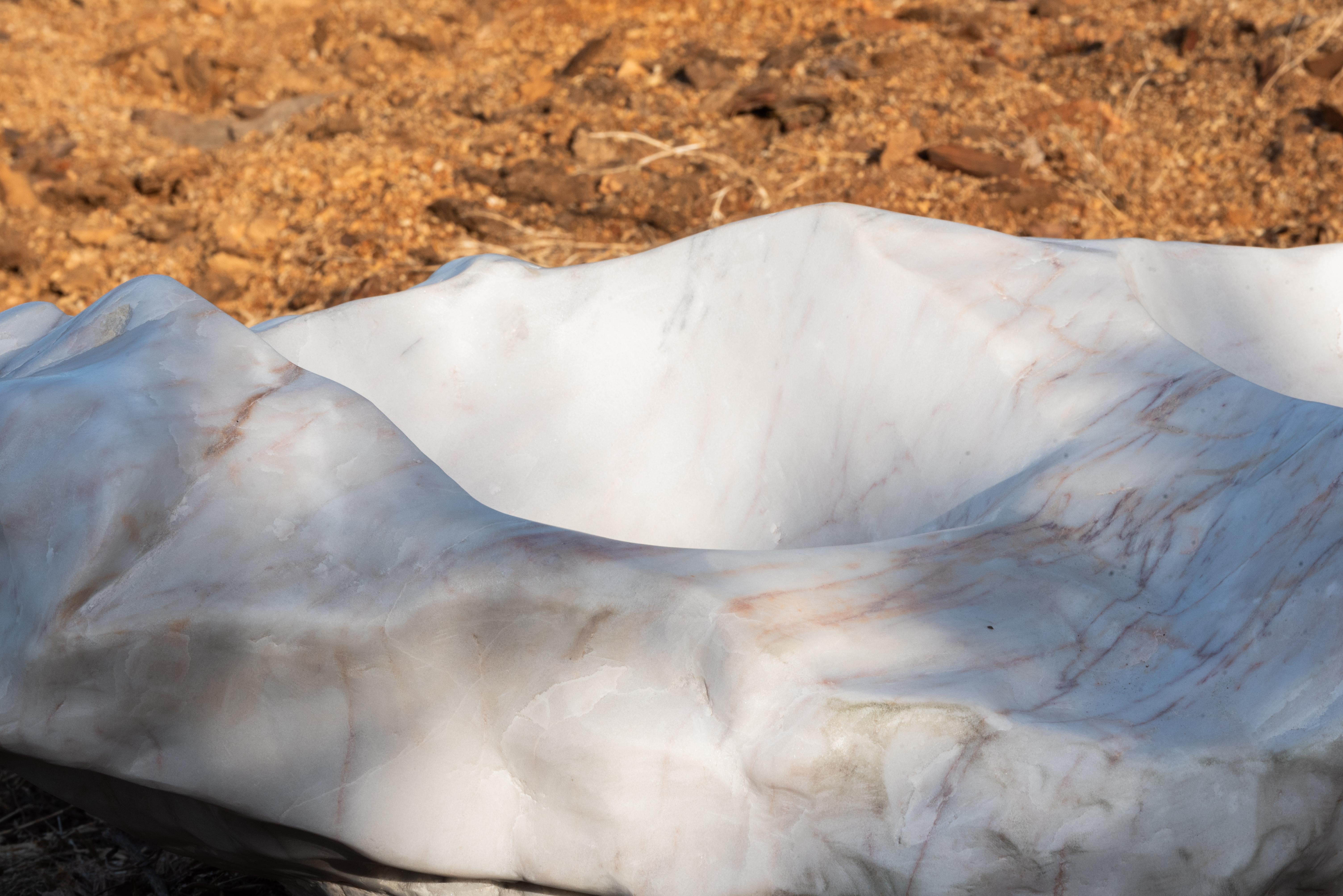 Contemporary white marble conversation chair For Sale 1