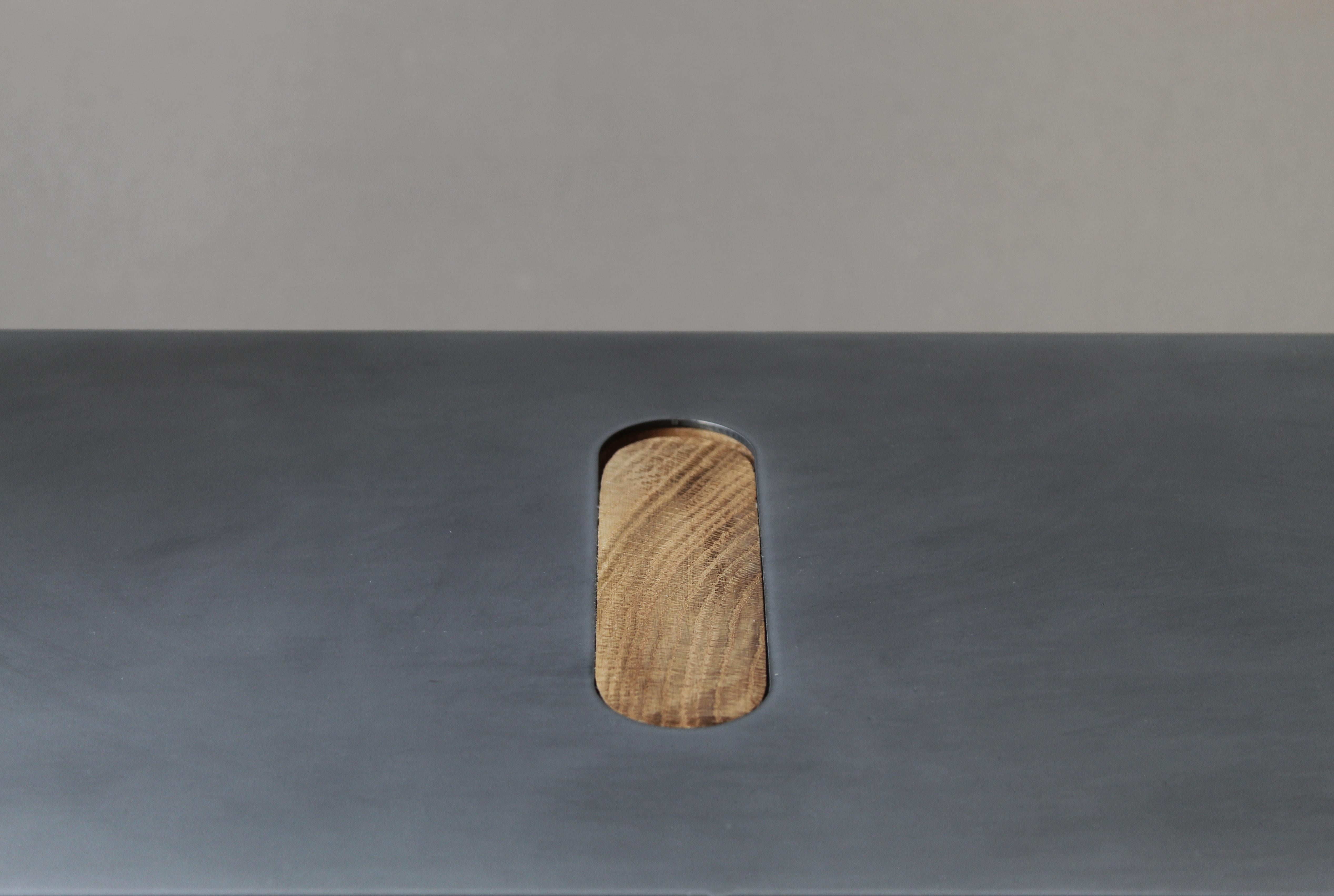 Contemporary white oak Hiko Side Table For Sale 2