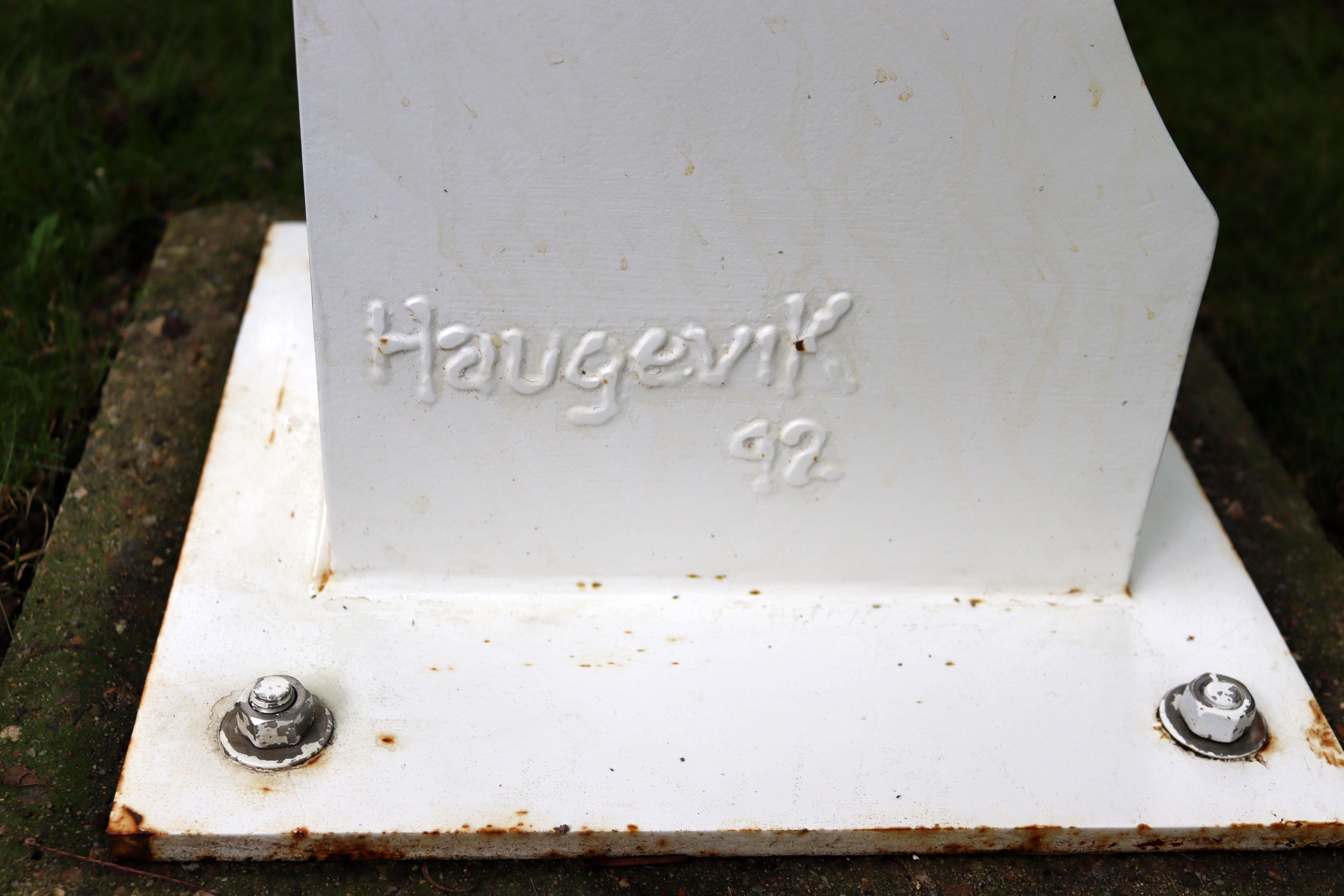 Contemporary White Outdoor Metal Abstract Floor Sculpture Signed Haugevik 1990s 4