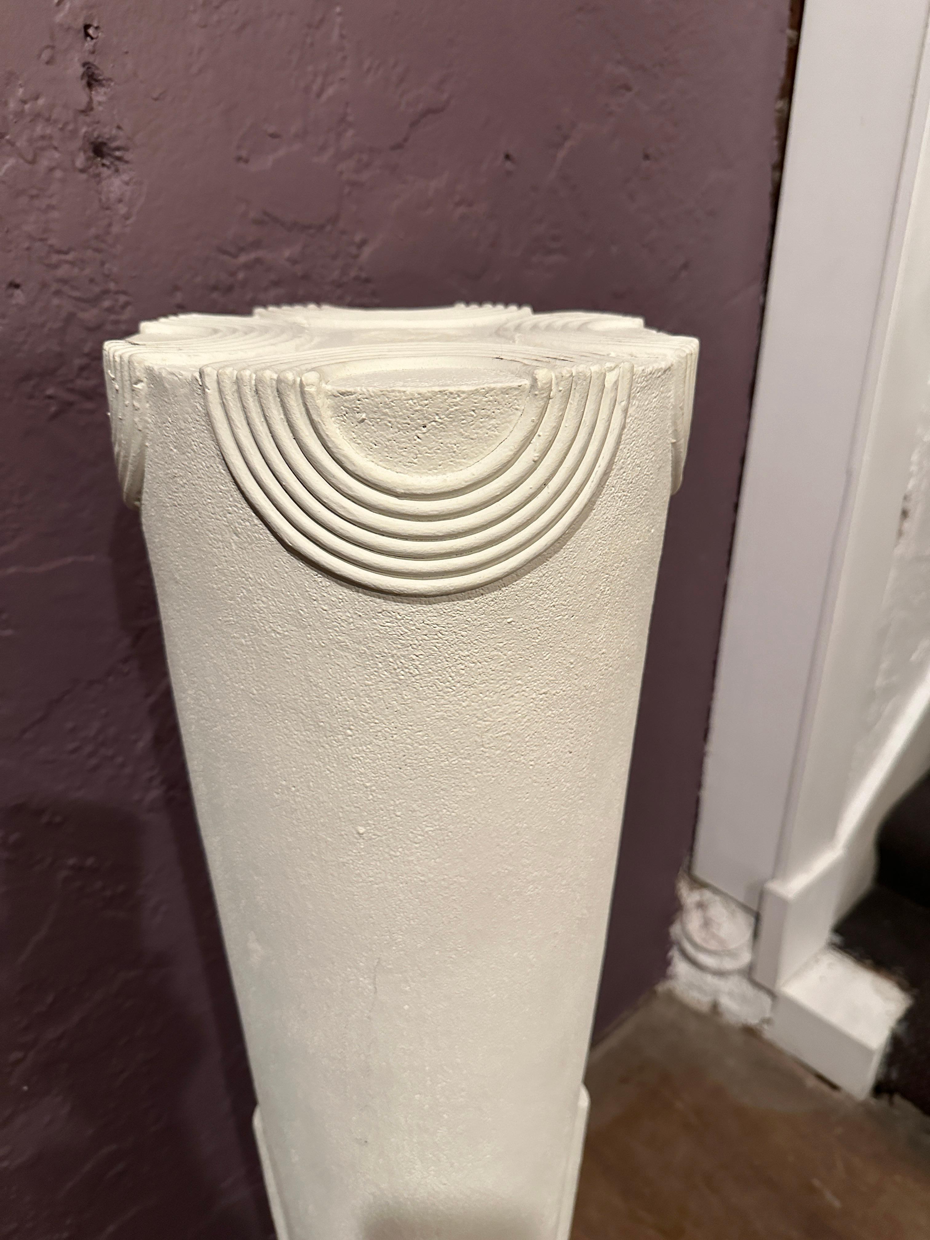 Contemporary White Plaster Pedestal in Greek Revival Style For Sale 3