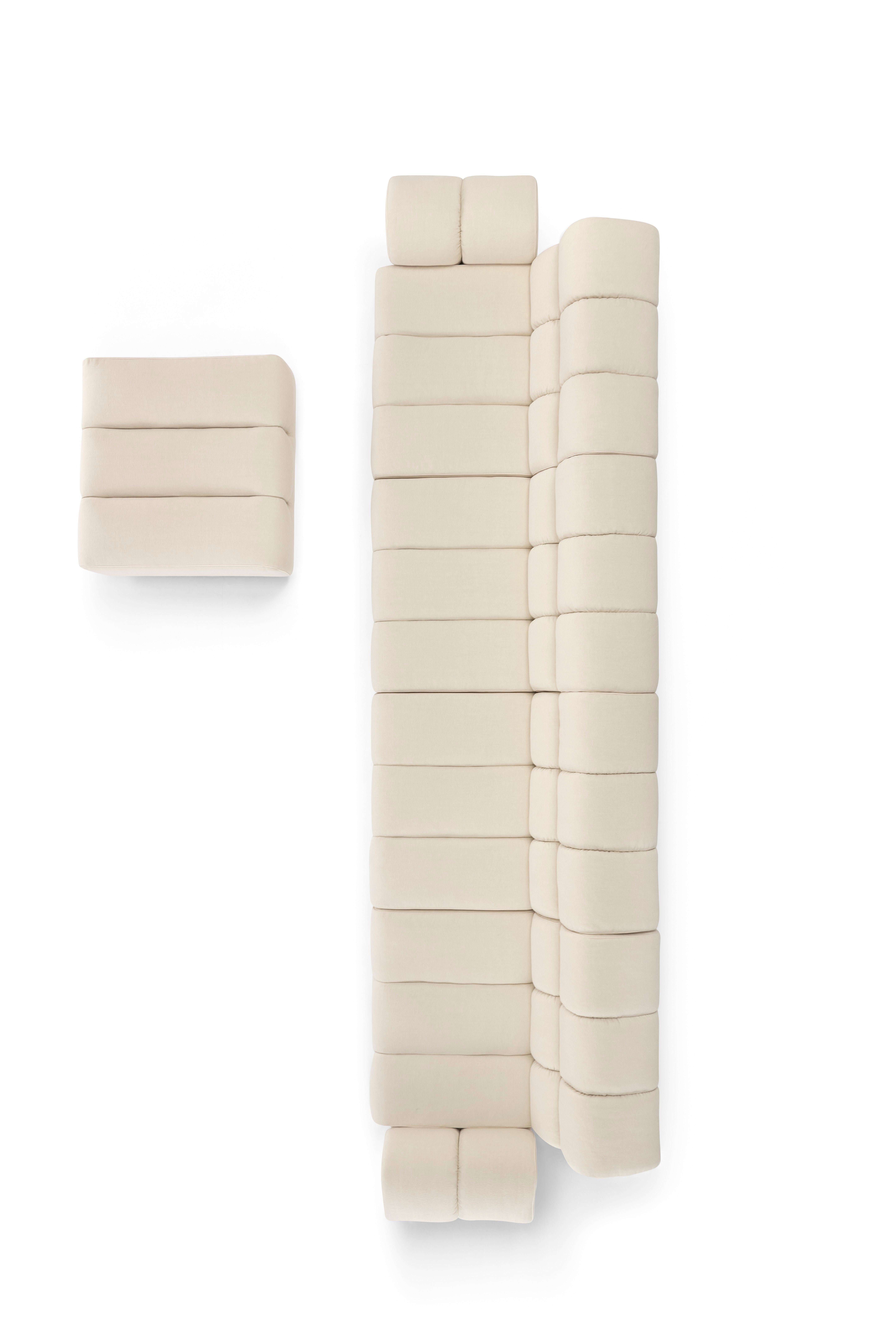 Contemporary White Sofa 'Palmo' by Amura Lab, Fibris 03 For Sale 1